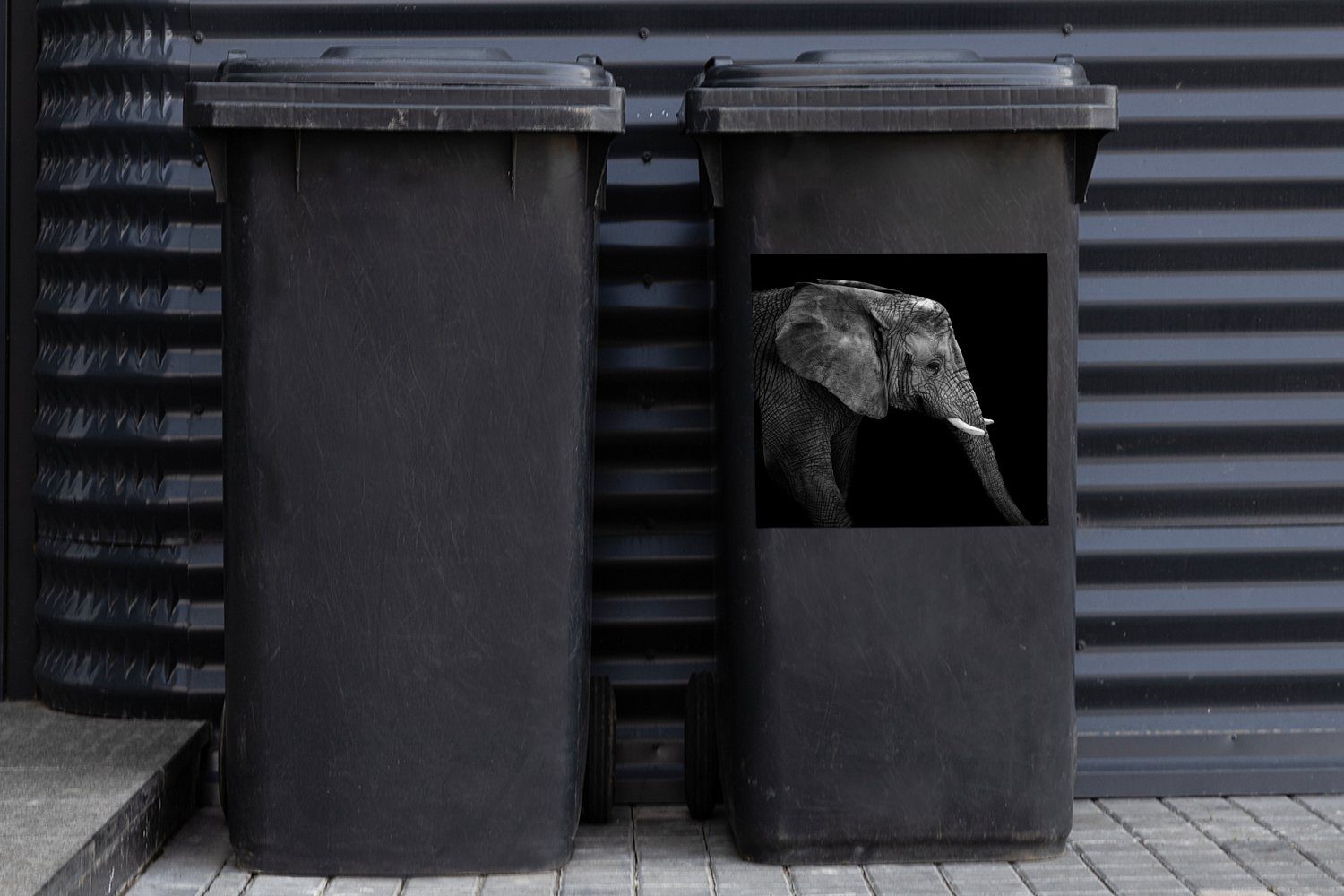 St), Elefant Mülleimer-aufkleber, Sticker, Schwarz MuchoWow und Mülltonne, (1 - Container, Porträt - Wandsticker Abfalbehälter weiß - Tiere