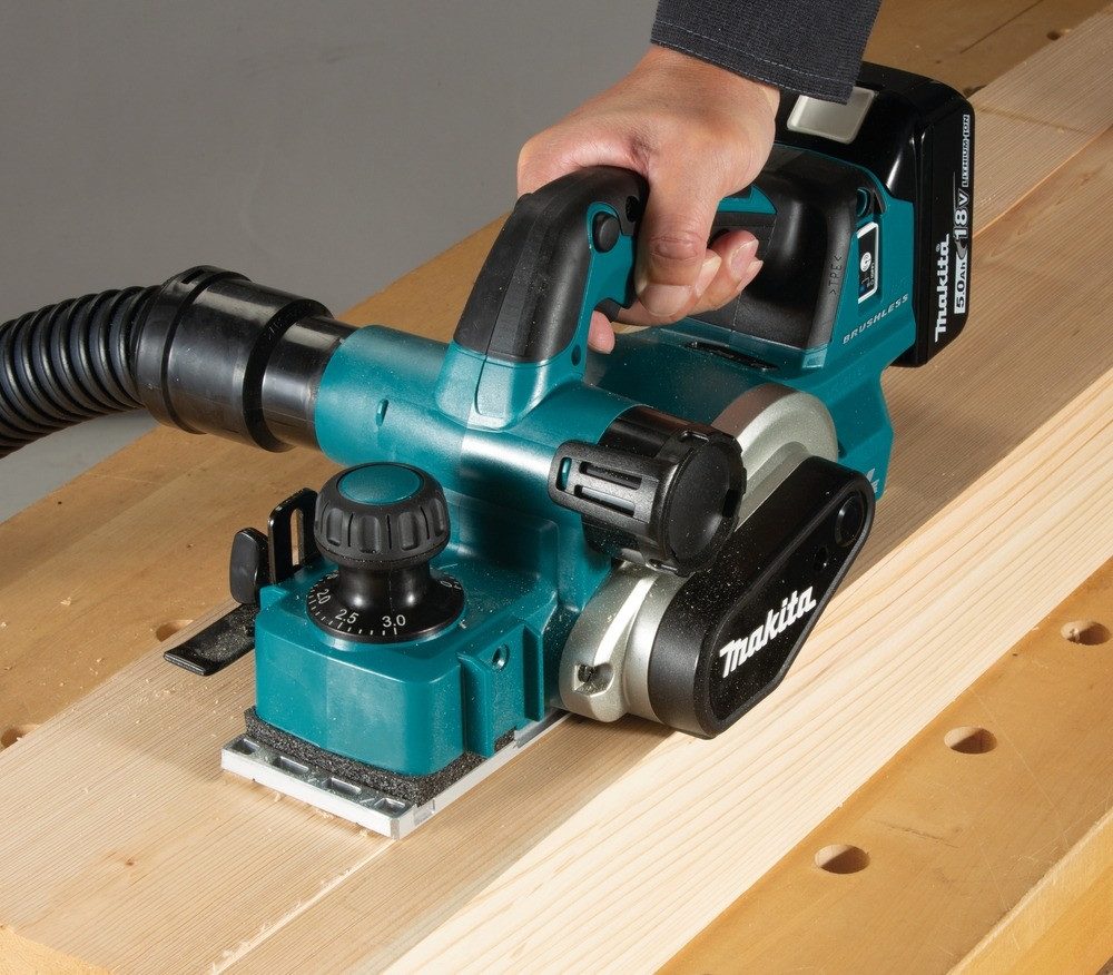 Makita Akku-Elektrohobel, Hobelbreite: 82 in mm, Falzhobel 18V, DKP181ZU, Ohne Akku - im Karton