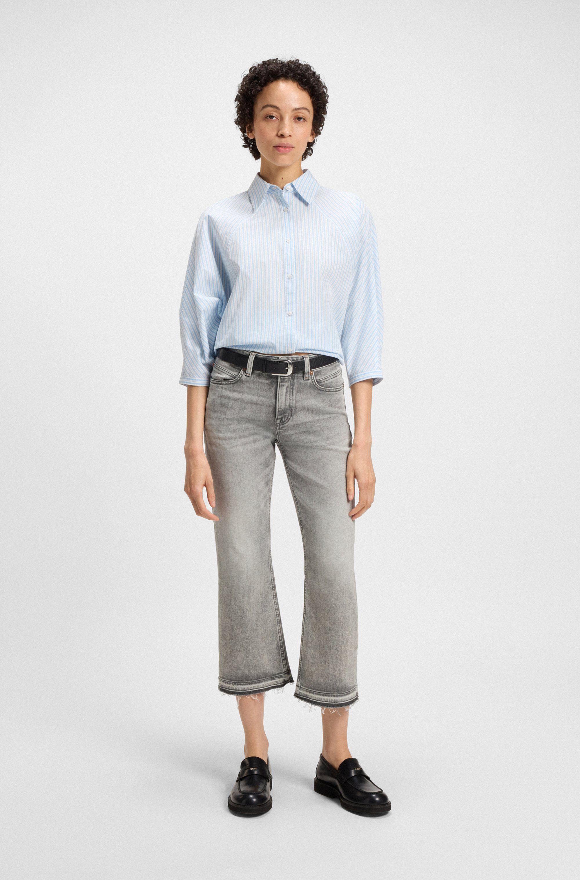 BOSS ORANGE 7/8-Jeans SOFT KICK FLARE MR Premium Damenmode Cropped Länge mit ausgefranster Kante
