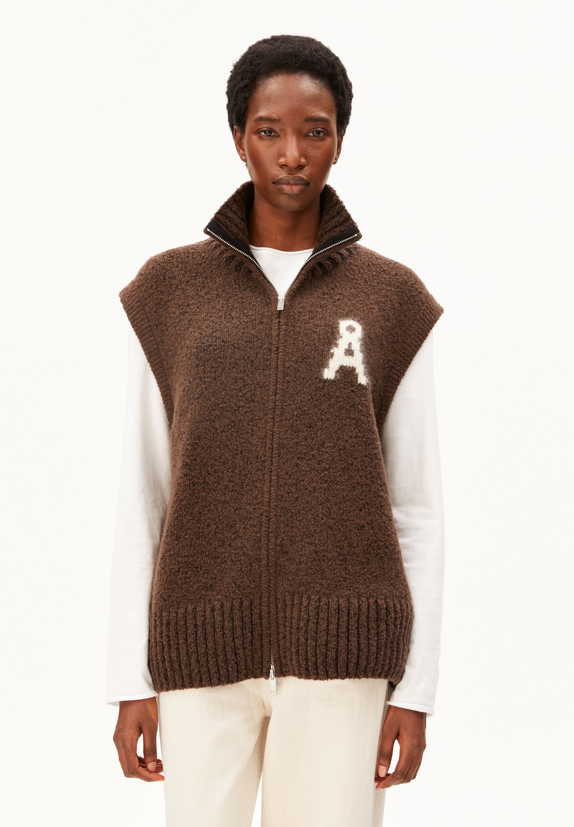 Armedangels Cardigan ICONIC Å BOUCLÉ Weste aus Bio-Woll Mix (recycelt) (Mock-Ausschnitt, Relaxed Fit)
