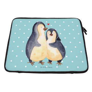 Mr. & Mrs. Panda Laptop-Hülle Pinguin umarmend - Türkis Pastell - Geschenk, Seevogel, Schutzhülle