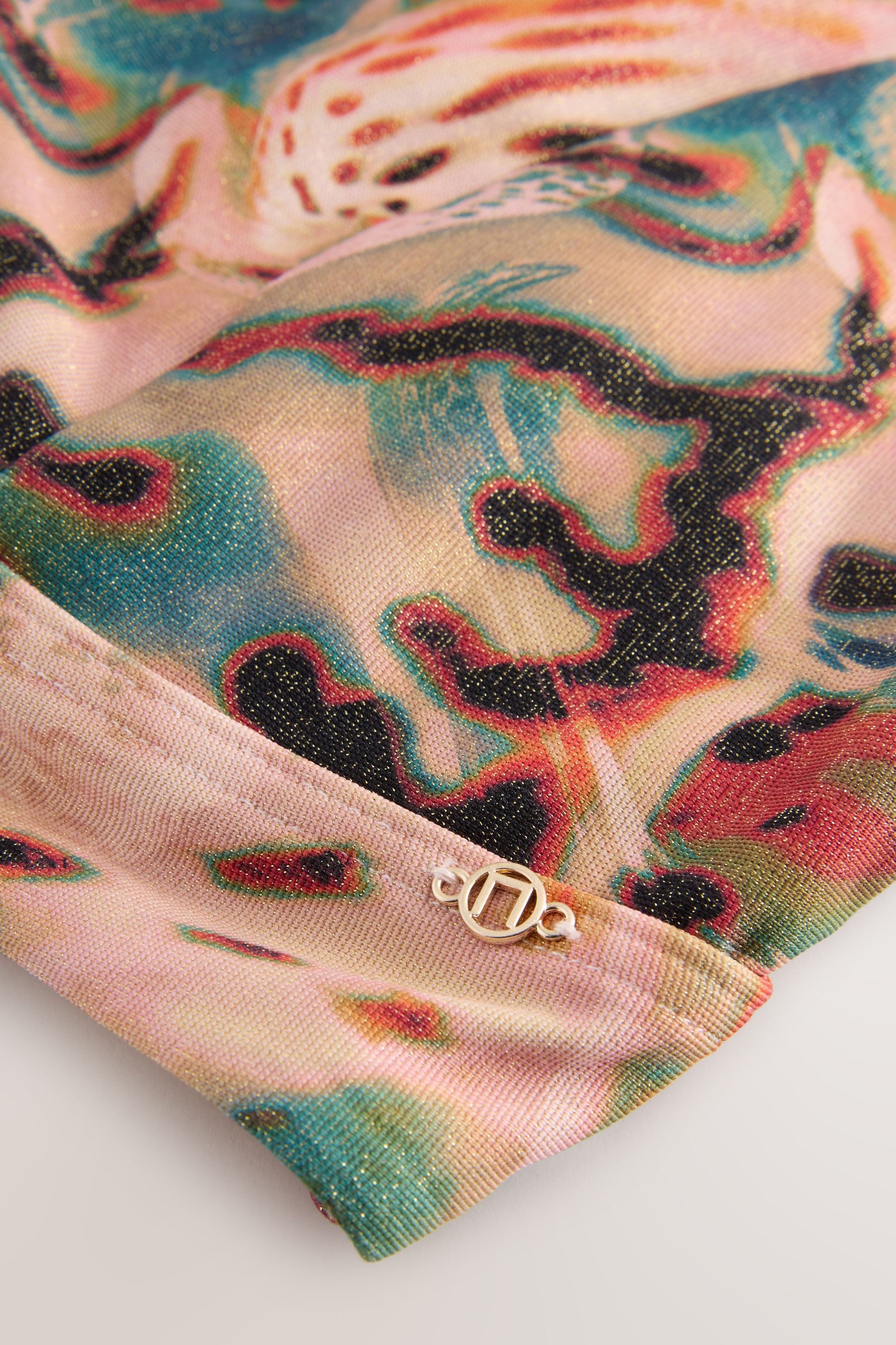 Next Triangel-Bikini-Top DD+ Tief ausgeschnittenes Triangel-Bikinioberteil (1-St)