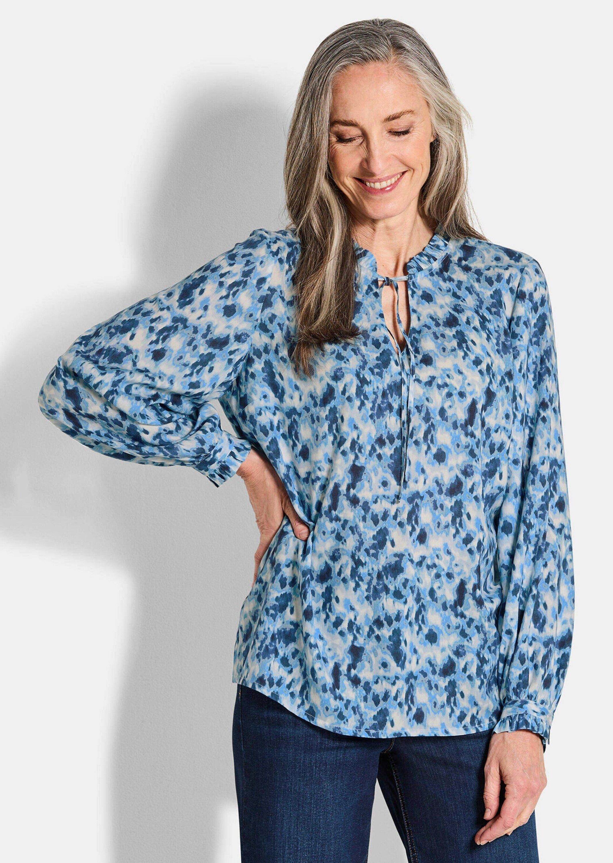 GOLDNER Schlupfbluse Moderne Rüschenbluse mit Stehkragen Printbluse mit Rundhals, Bindeband und langen Ärmeln