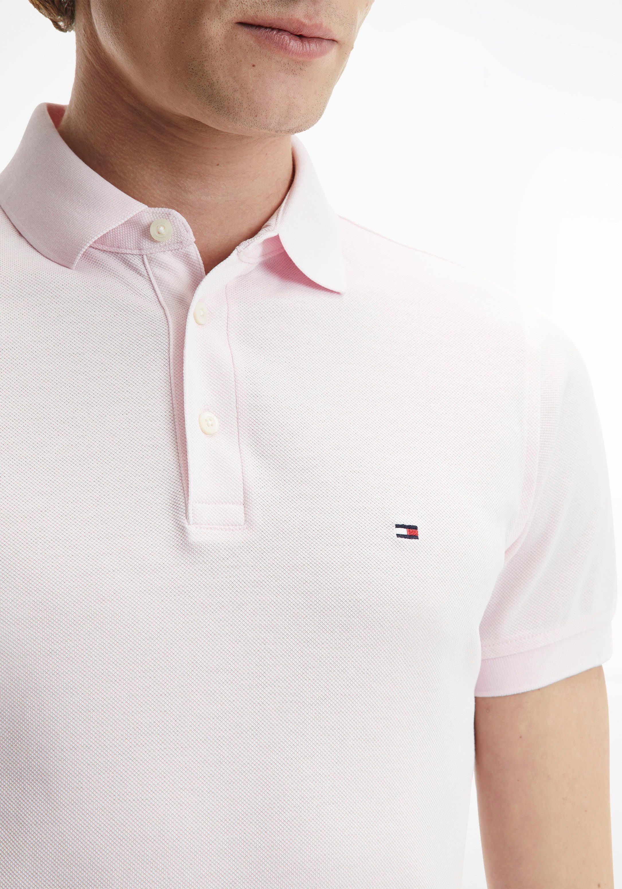 Tommy Hilfiger Poloshirt 1985 SLIM POLO Markenstickerei, aus Baumwoll-Piqué
