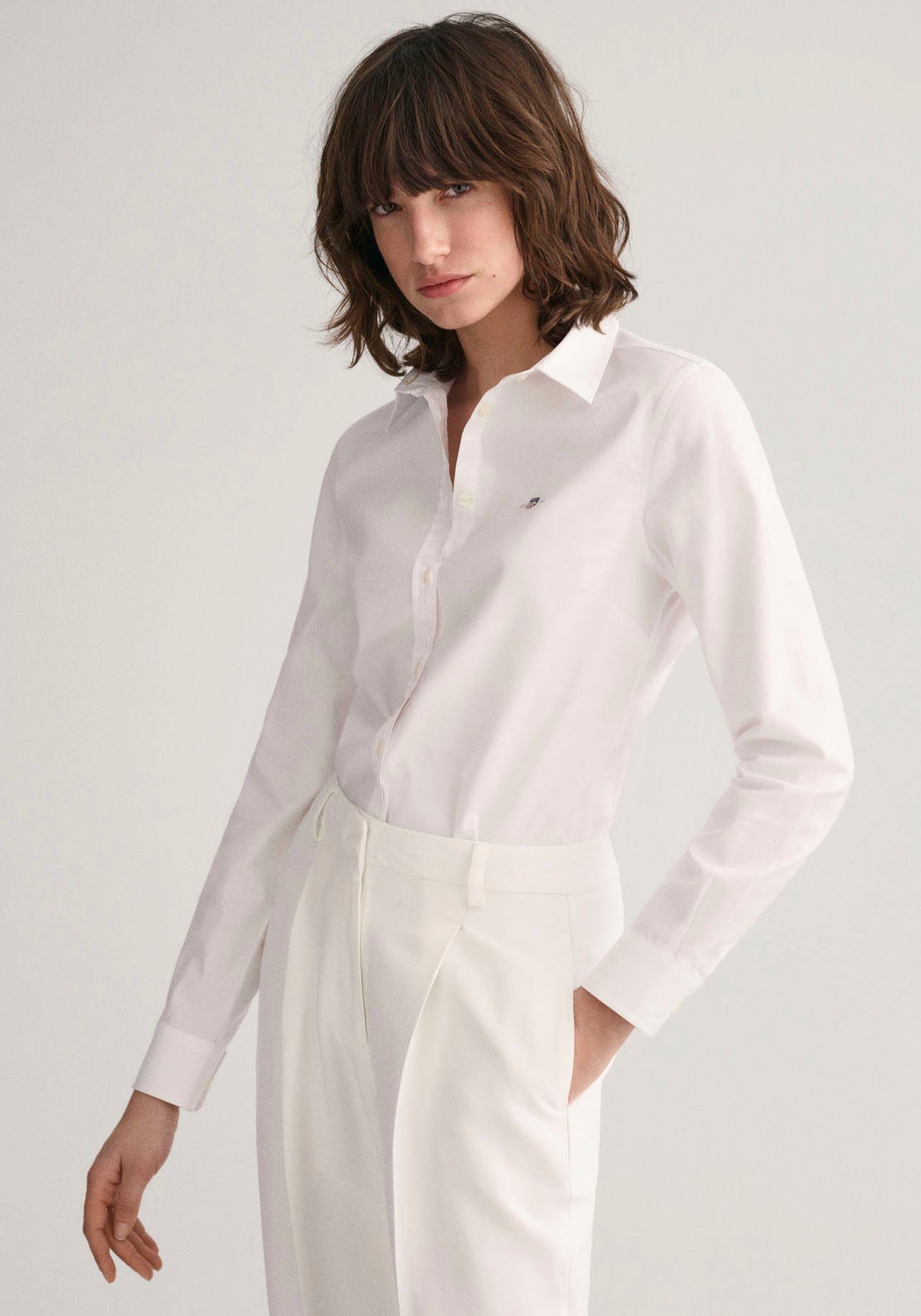 Gant Langarmbluse SLIM STRETCH OXFORD SHIRT mit Locker-Loop-Schlaufe,  Verstellbare Manschetten für einen klassischen Look | T-Shirts
