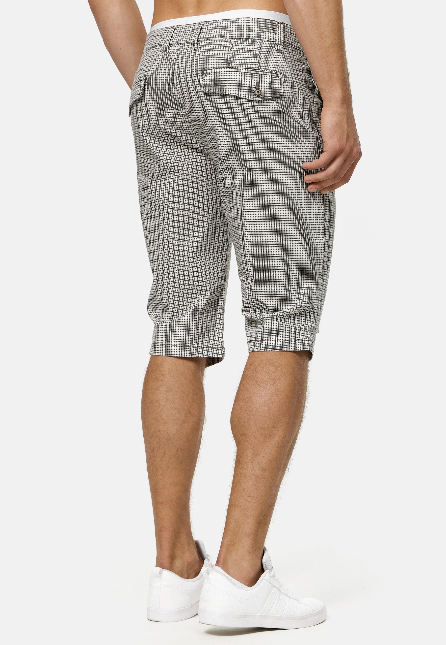 Indicode Chinoshorts Herren Whitney Chino Shorts Herrenshorts aus 100 % Baumwolle, inkl. Gürtel