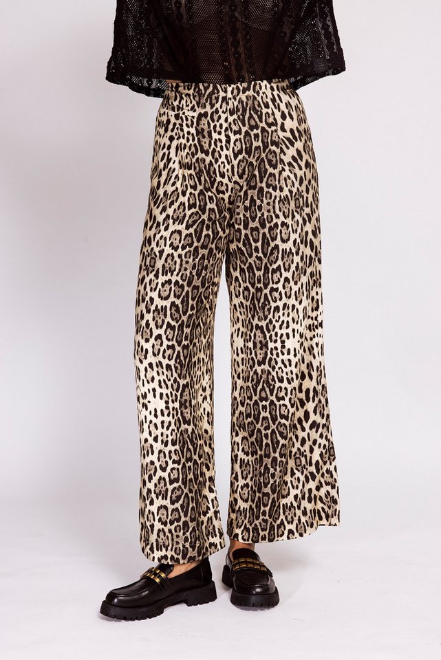 Zhrill Stoffhose PALA Leo lässige Passform, mit elastischem Gummizug, mit Animal-Print