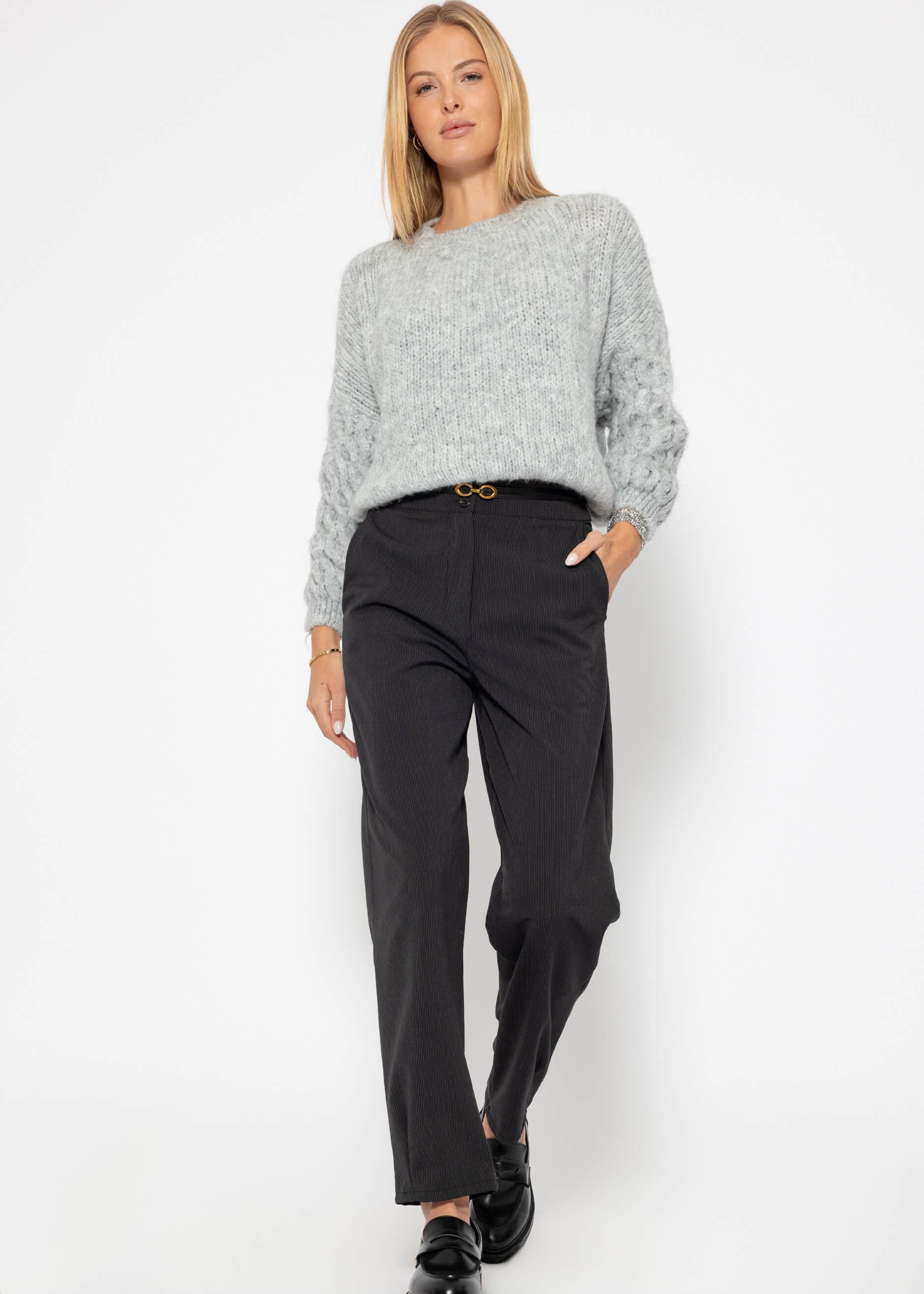 SASSYCLASSY Strickpullover Flauschiger Strickpullover mit Zopfmusterärmel günstig online kaufen