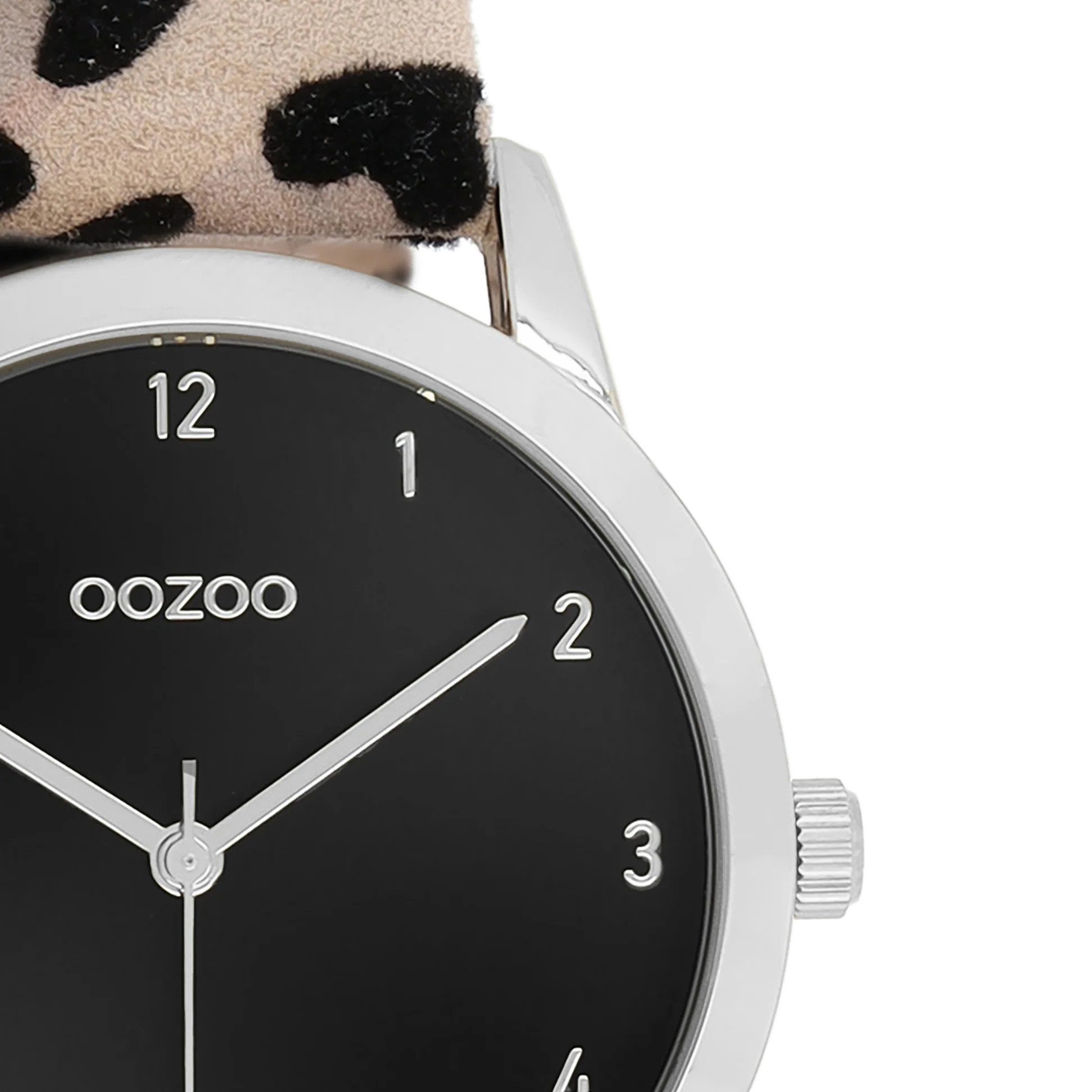 OOZOO Quarzuhr Damenuhr C11542, 38 mm – Armbanduhr mit schwarzem Zifferblatt, & taupefarbenem Lederband im Leo-Design