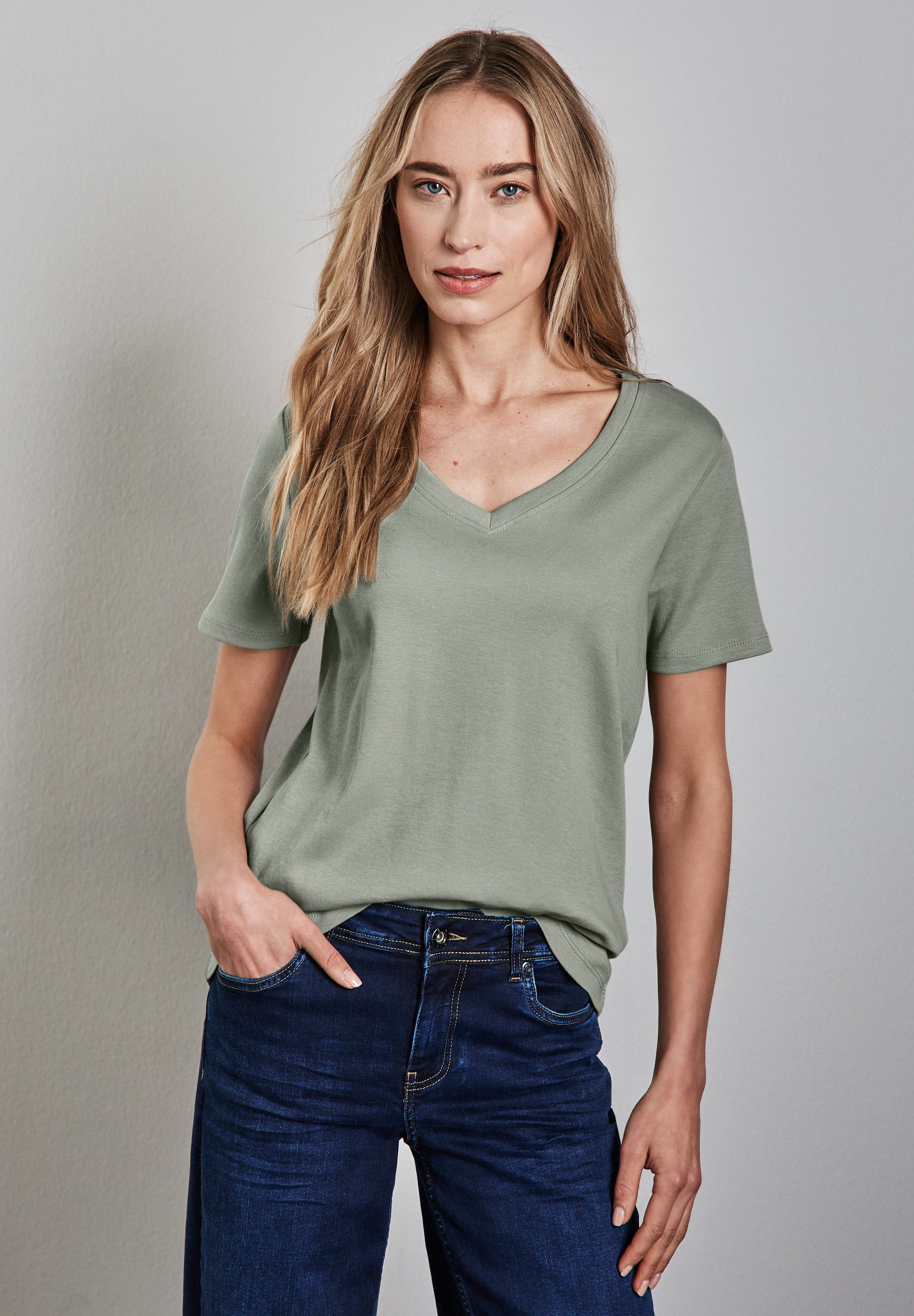 V-Shirt