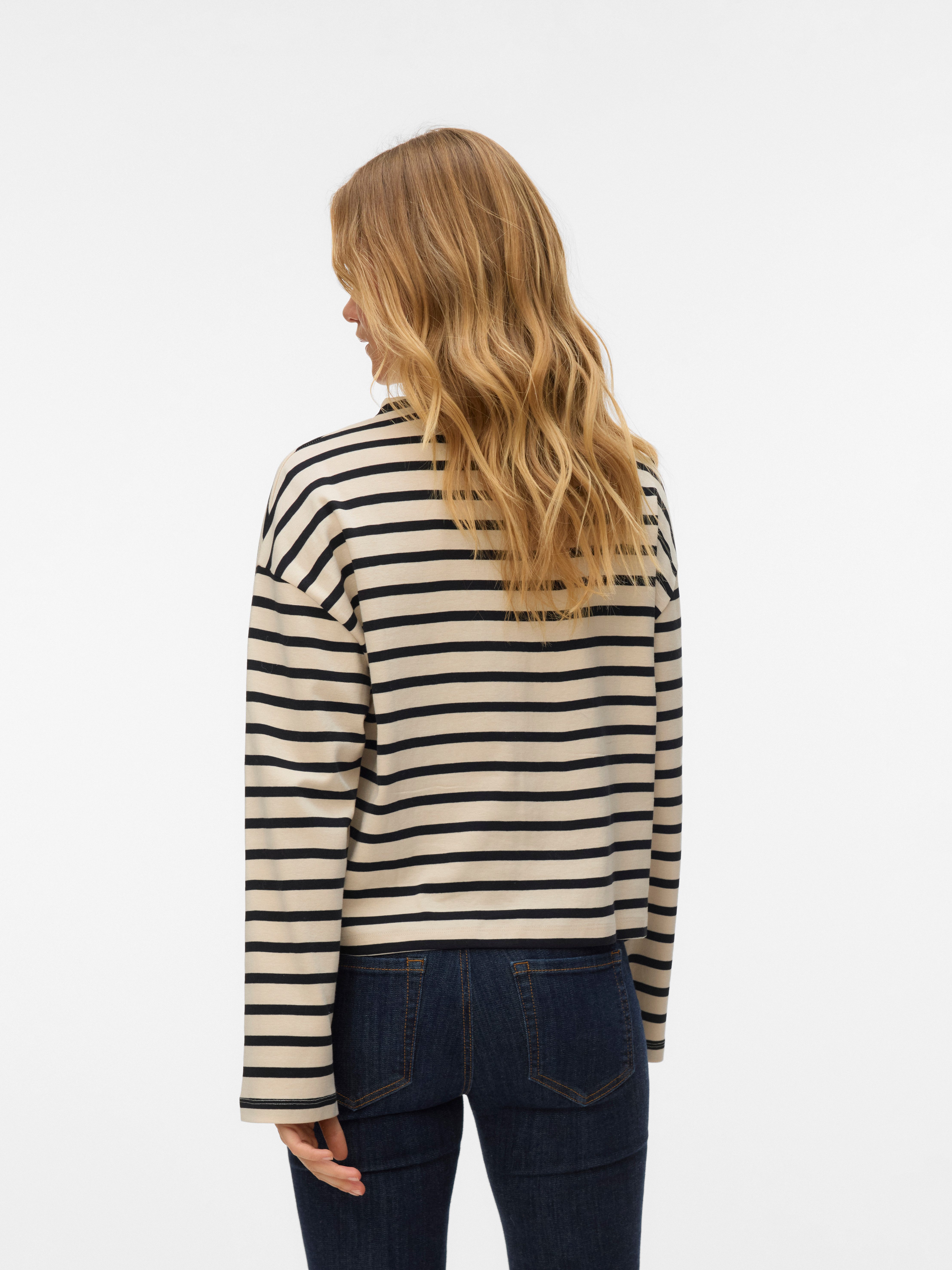 Vero Moda Langarmshirt VMURENA LS OVERSIZED FUNNEL NECK TOP JRS mit Trompetenärmeln