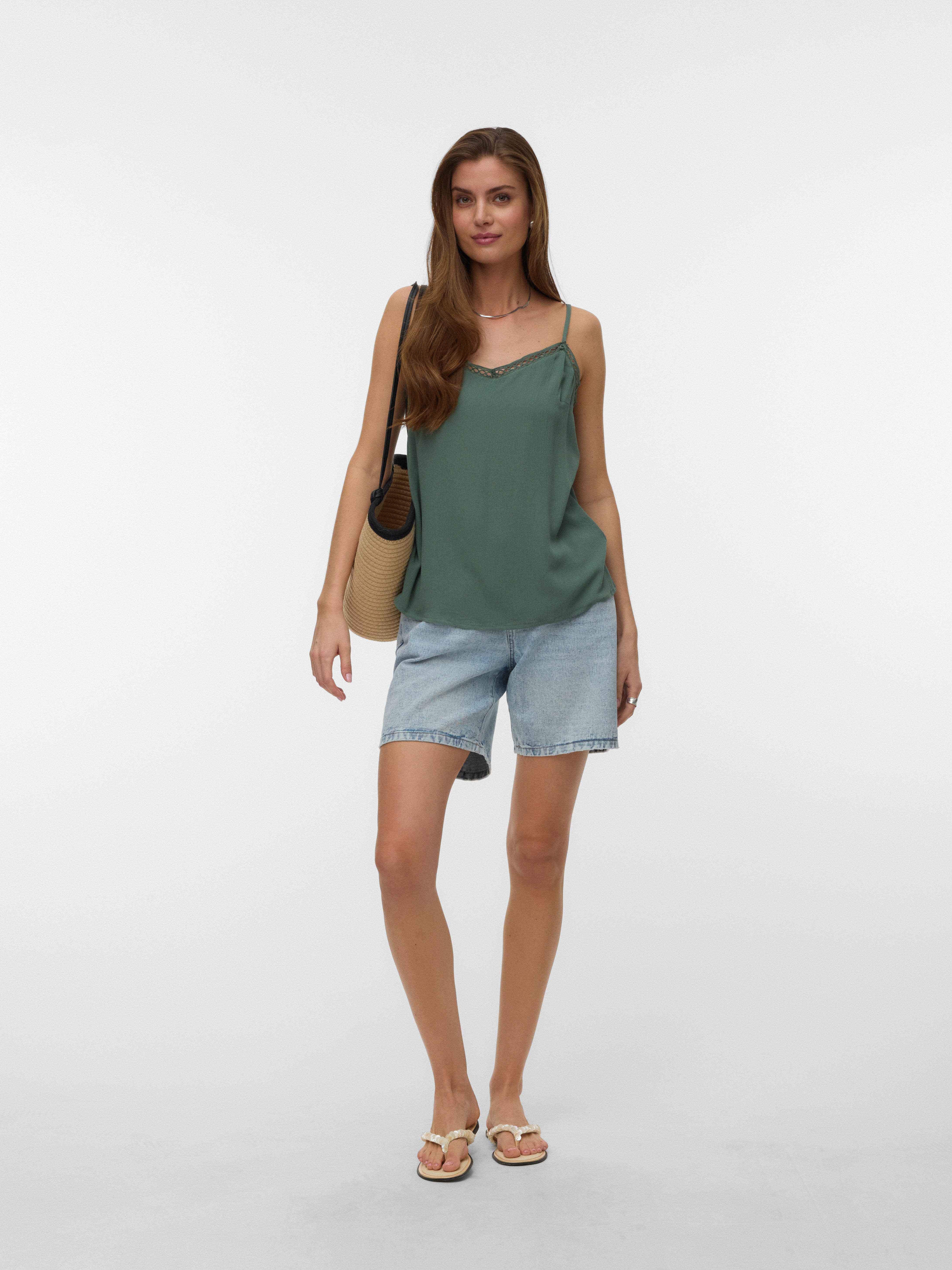 Vero Moda Spaghettitop VMMENNY LACE SINGLET WVN GA Viskose, regular fit – Bild 4 von 5