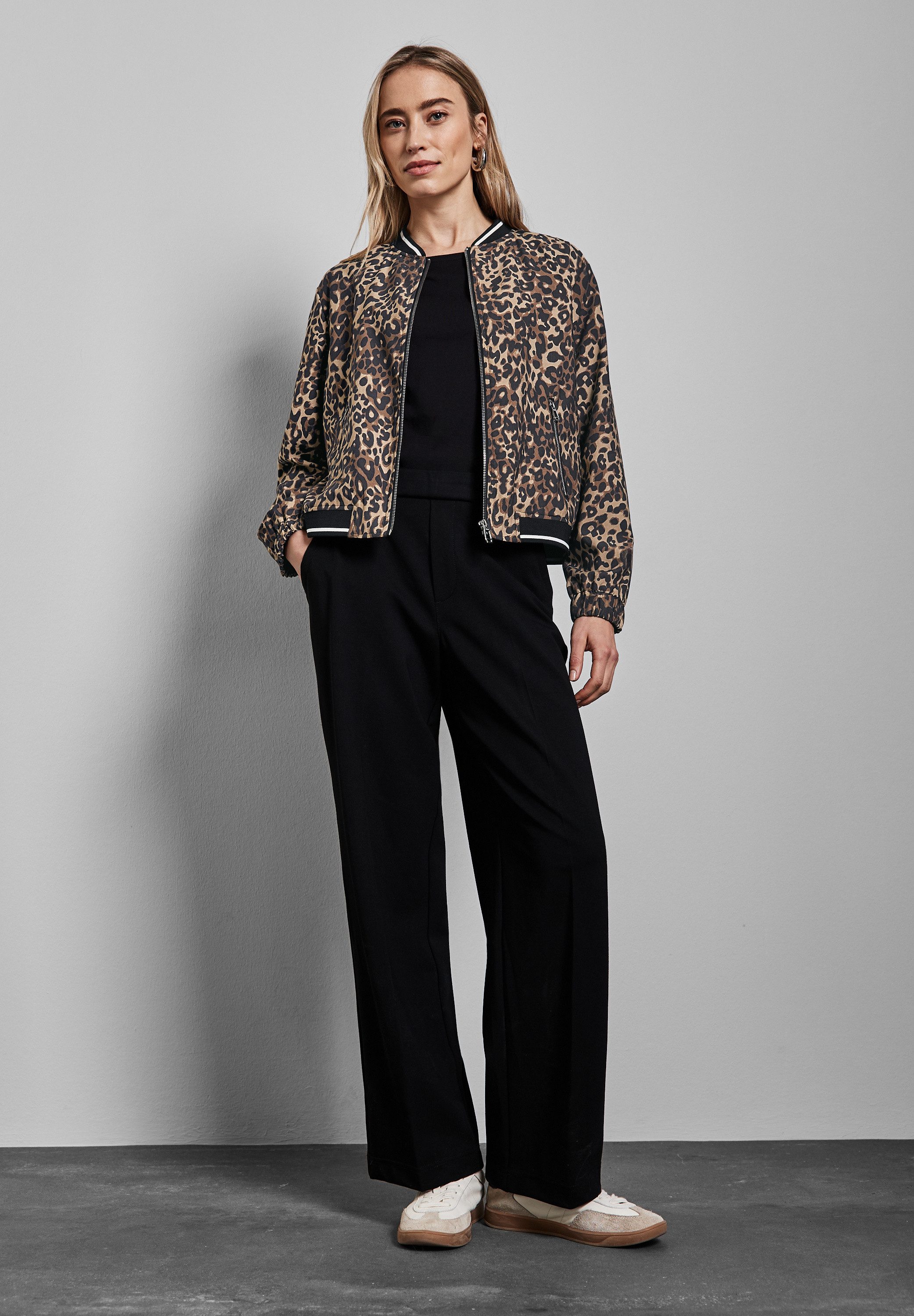 STREET ONE Blouson mit Kontrastdetails günstig online kaufen