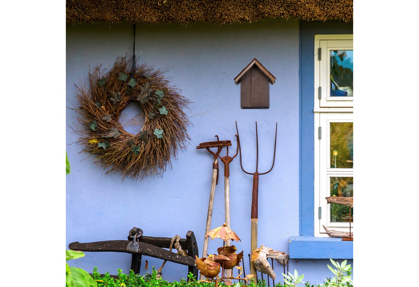 Thumbnail - relaxdays Insektenhotel Marienkäferhaus aus Holz, (1-St)