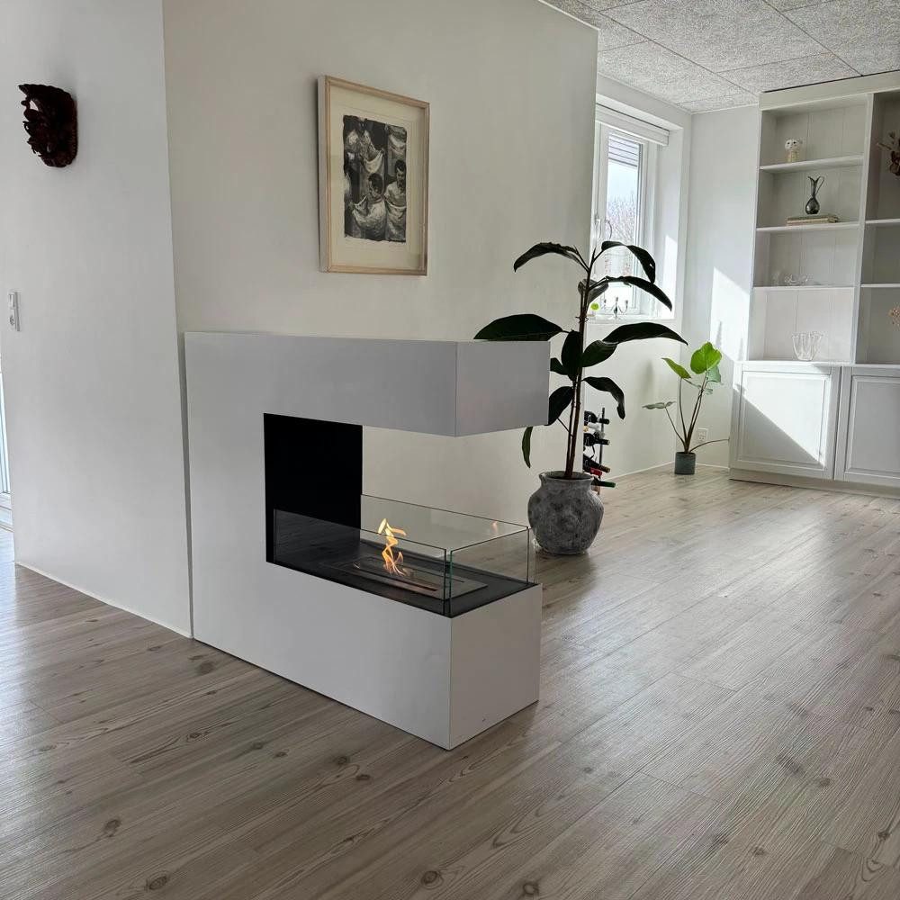 ScandiFlames Kaminofen Topeka, freistehend schwarz oder weiß, 2,4 kW, Ethanolkamin, 3-seitiger Raumteiler