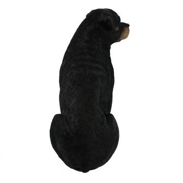 colourliving Tierfigur Hunde Figur Rottweiler sitzend Hund Tierfigur 30cm, handbemalt, mit Filzplättchen, realistische Darstellung