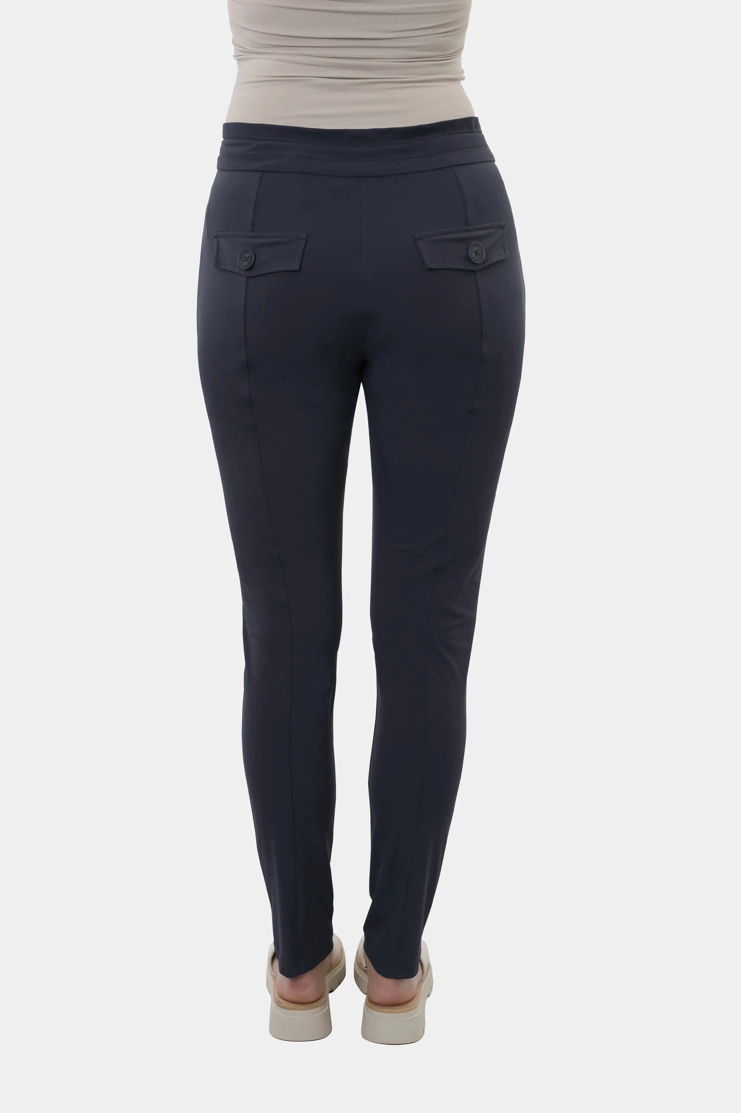 Travel 8 Hosenanzug Damen Fitted Travel Hose mit Kordel Navy – Knitterarm