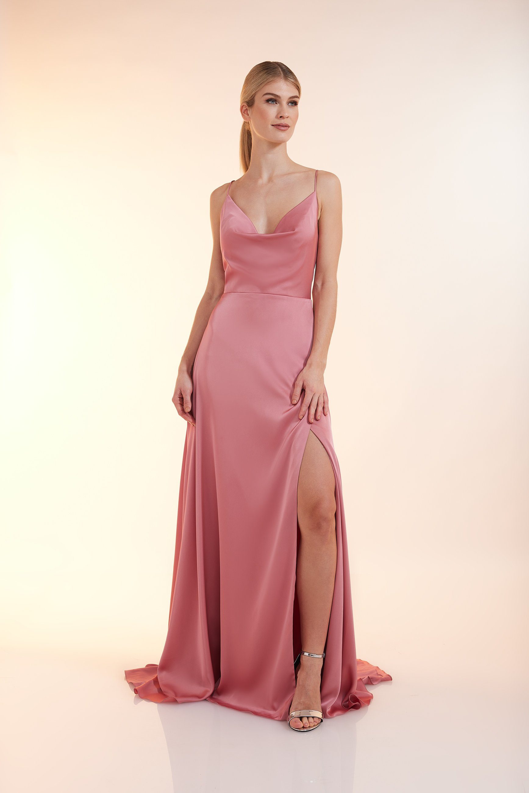 Unique Abendkleid SILKY ROSE DRESS