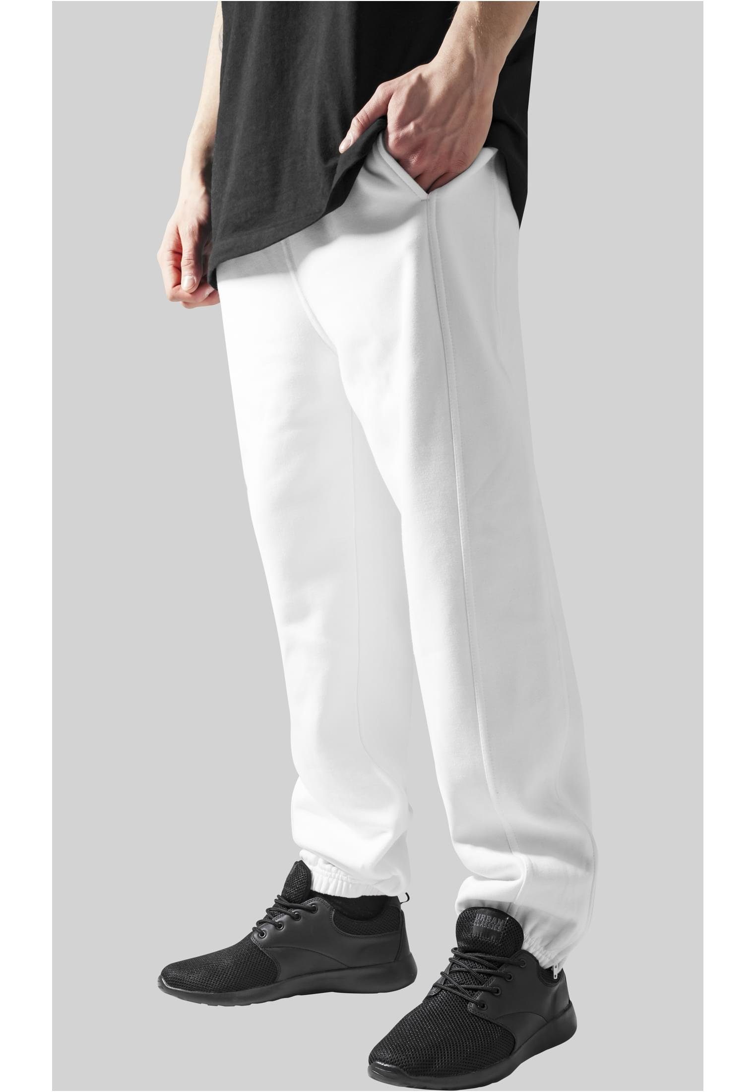 URBAN CLASSICS Stoffhose Herren Sweatpants (1-tlg) white