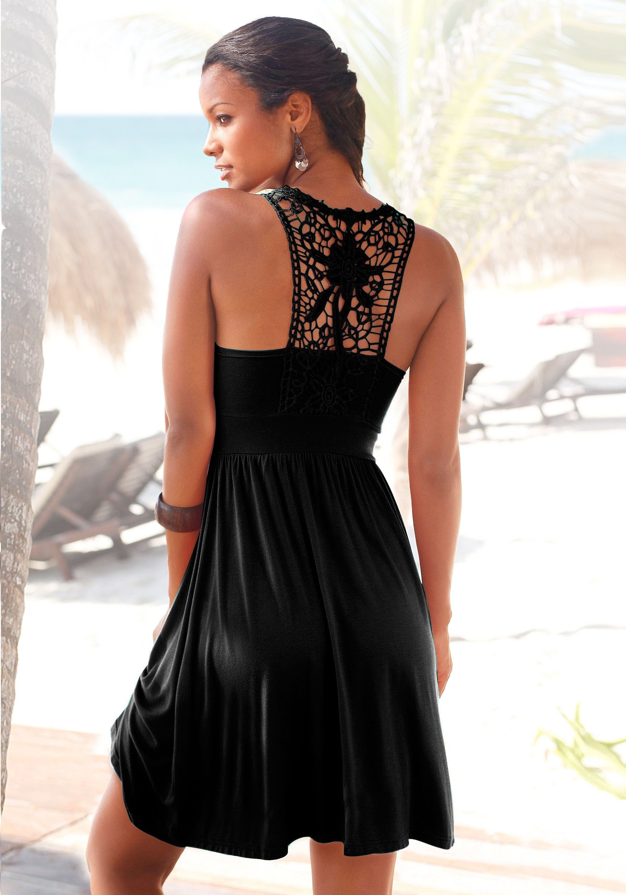 LASCANA Strandkleid mit Spitzenrücken, elastisches Sommerkleid, Spitzenkleid mehr