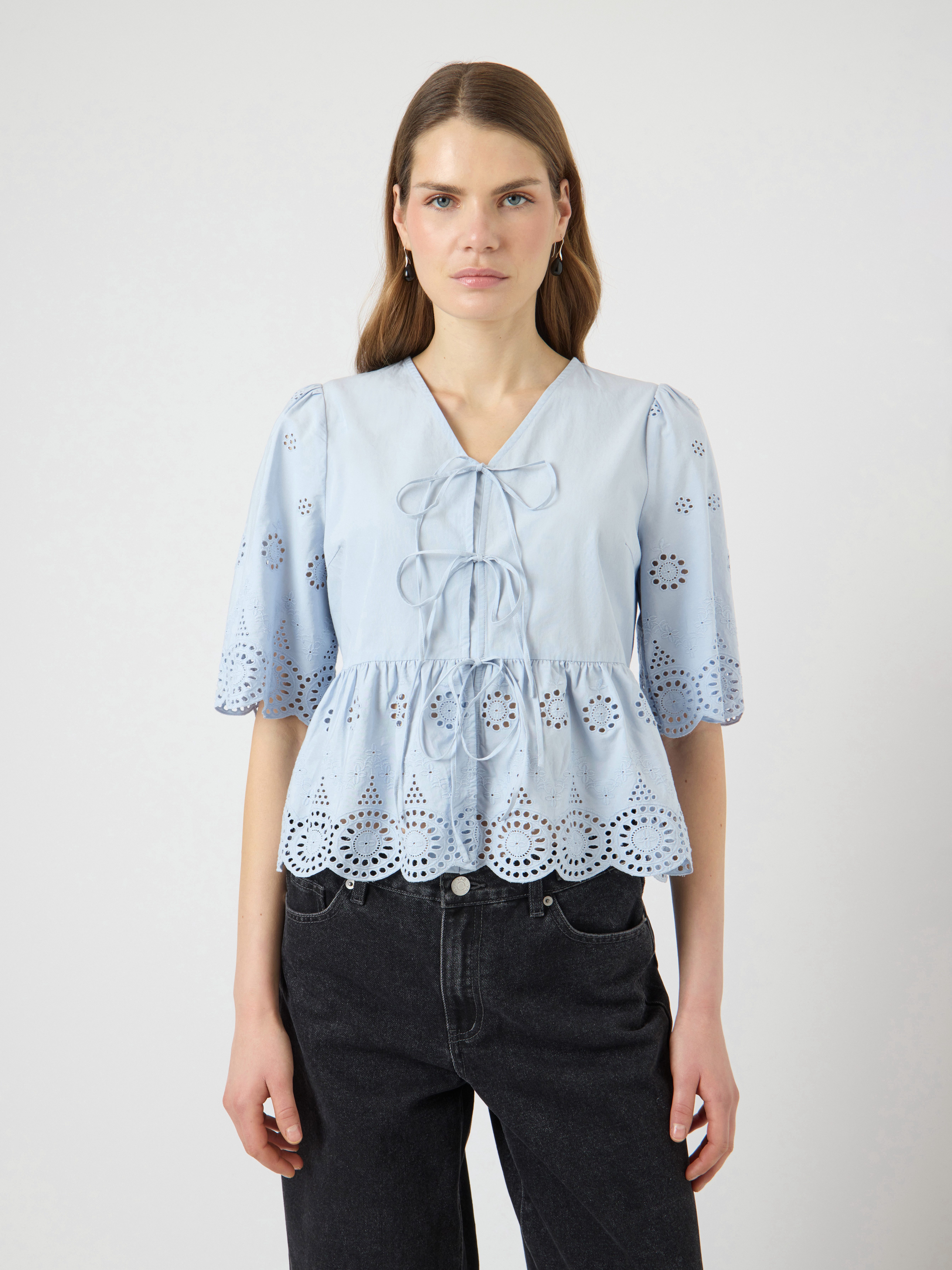 Y.A.S Spitzenbluse YASCORNELIA 2/4 TIE TOP S. NOOS Baumwolle, regular fit