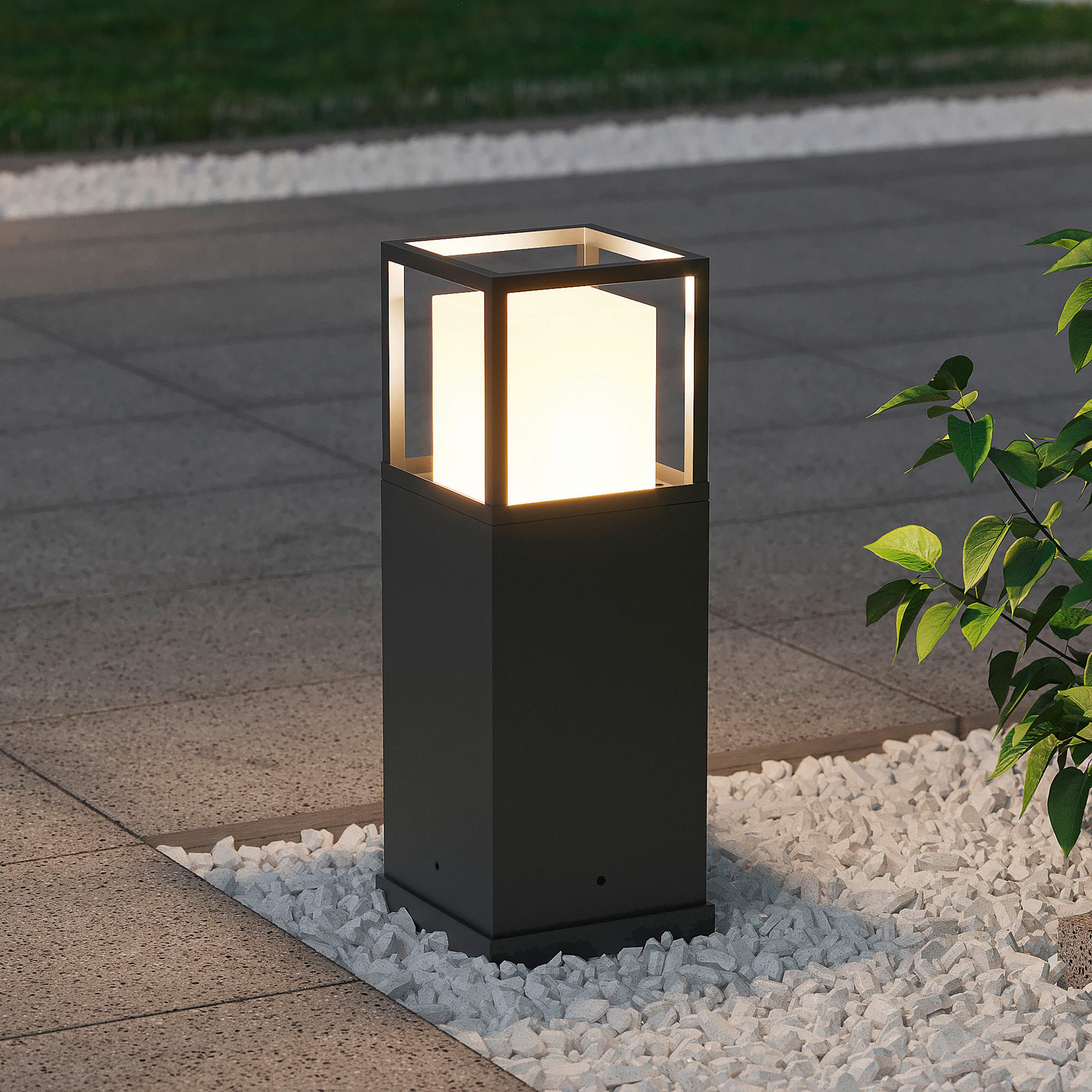 TRIO Leuchten LED Außen-Stehlampe WITHAM, Outdoor Garten Stehleuchte Höhe 40cm, 14,5W LED, 1450 Lumen, LED fest integriert, warmweiß - kaltweiß, Lichtfarbe einstellbar warmweiß bis kaltweiß 2300/3000/4000K, IP54