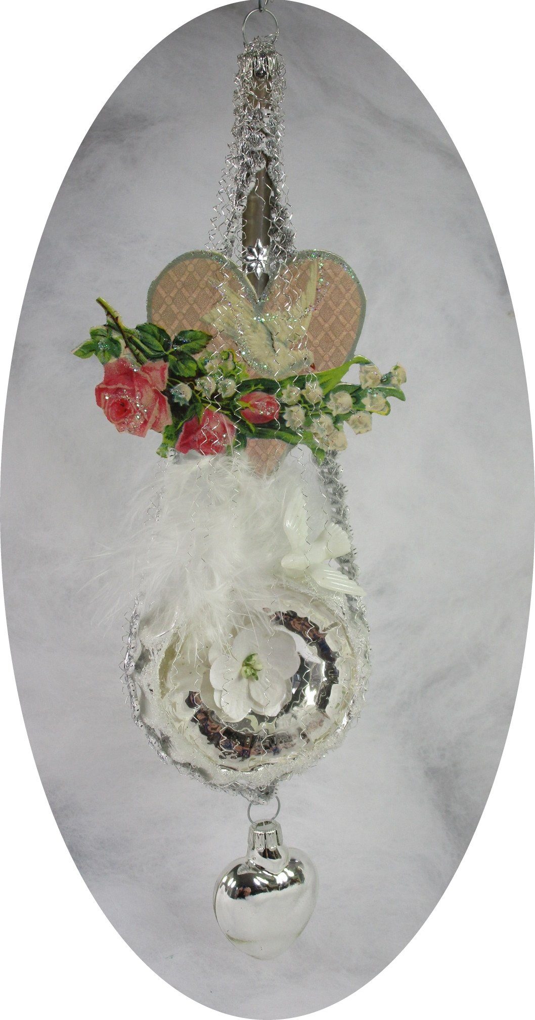 Nostalgie Christbaumschmuck Thüringen Christbaumschmuck Viktorianisches Ornament mit Taube und Herz (1-tlg), "Viktorianisches Ornament mit Taube und Herz"