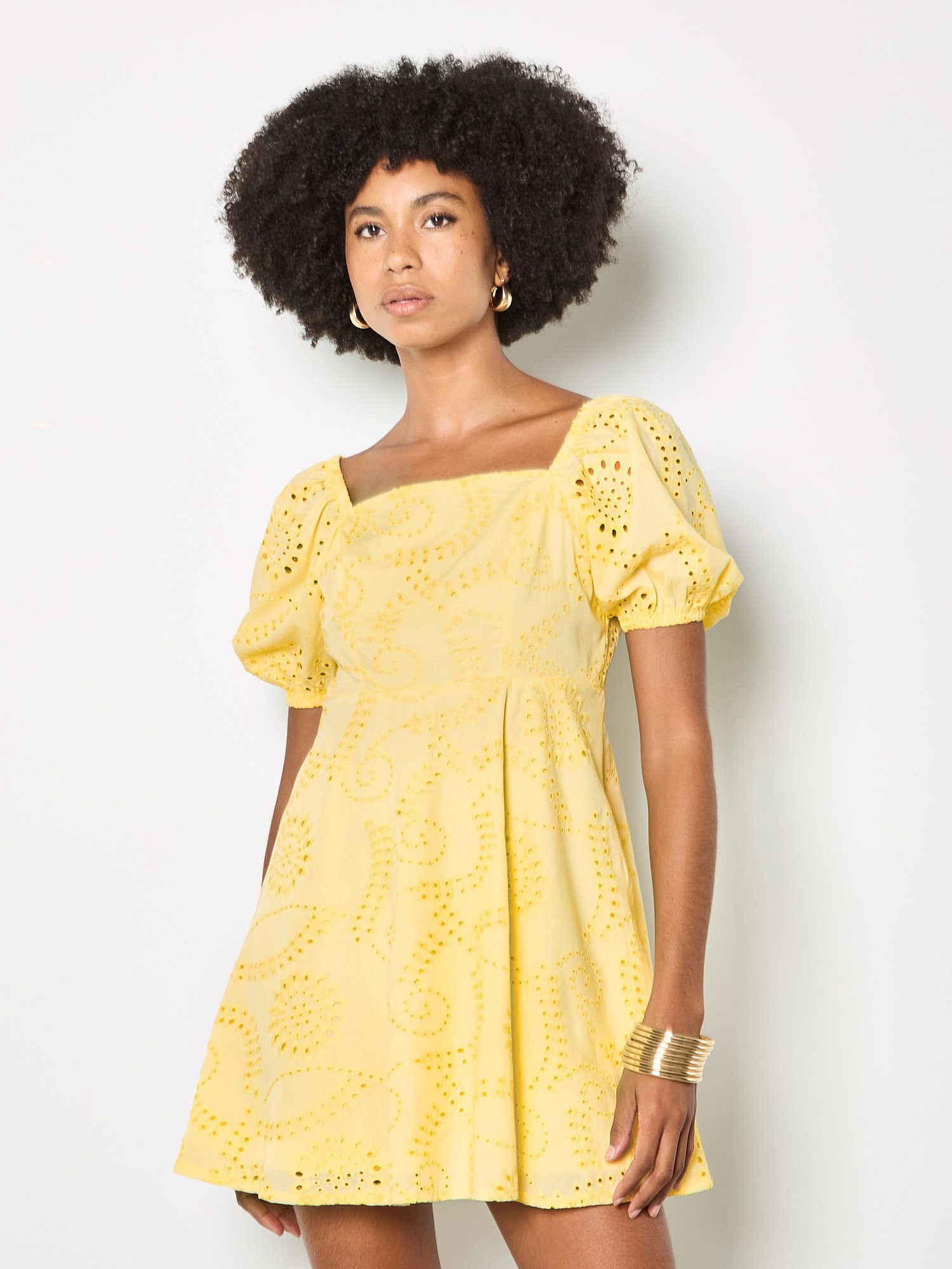 Apricot Spitzenkleid Minikleid mit Blumenstickerei