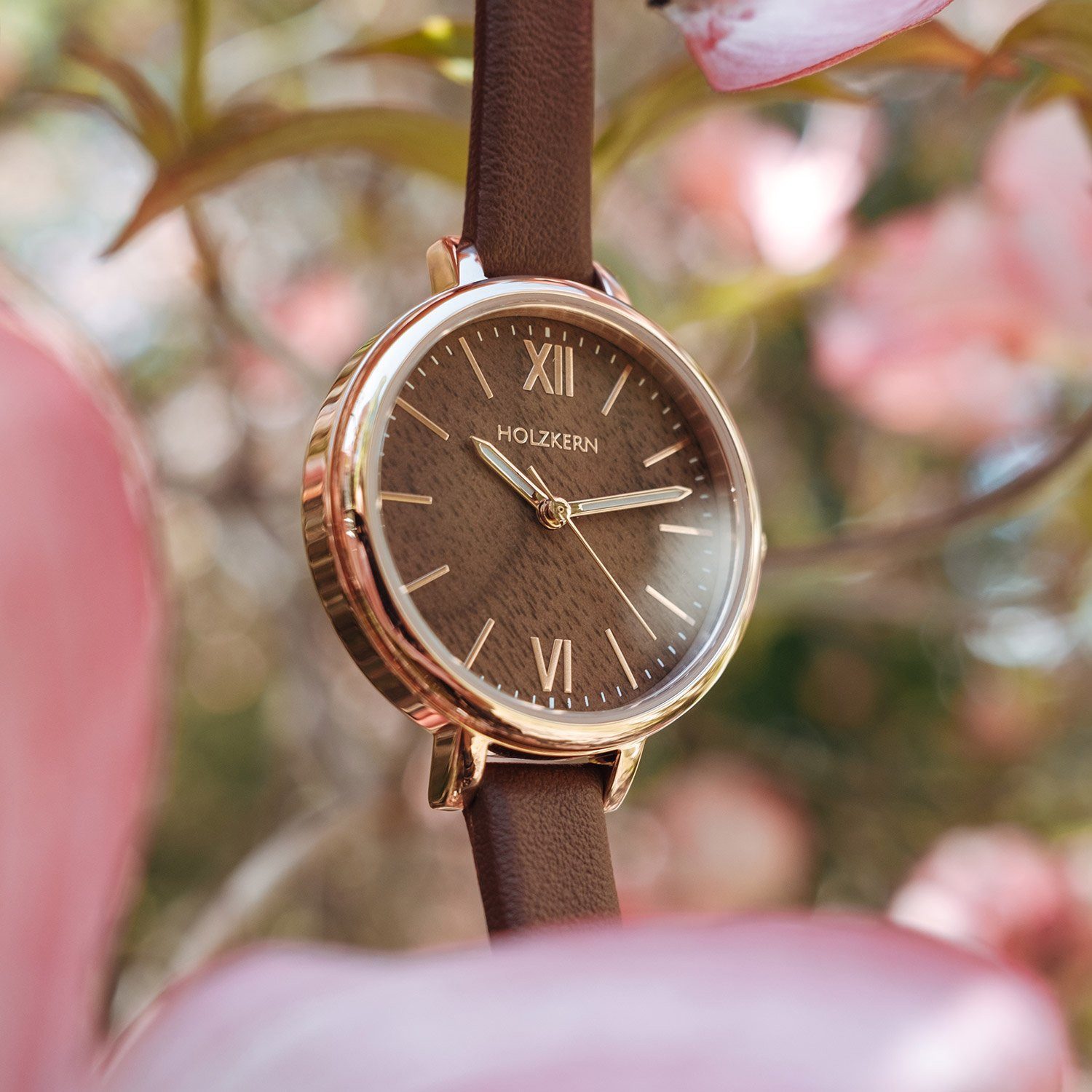Holzkern Quarzuhr Quarz Shirin Walnuss/Roségoldfarben