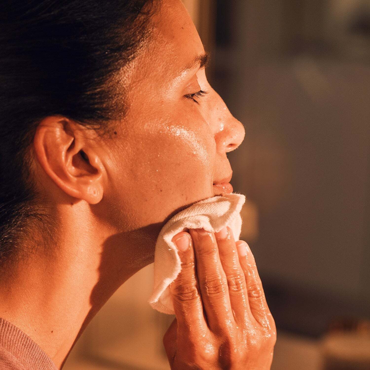 JUNGLÜCK Gesichtsreinigungsgel Reinigungsmilch - Mit Bio Mandel & Aloe Vera, 1-tlg., Pflegende Reinigung besonders für trockene und reife Haut