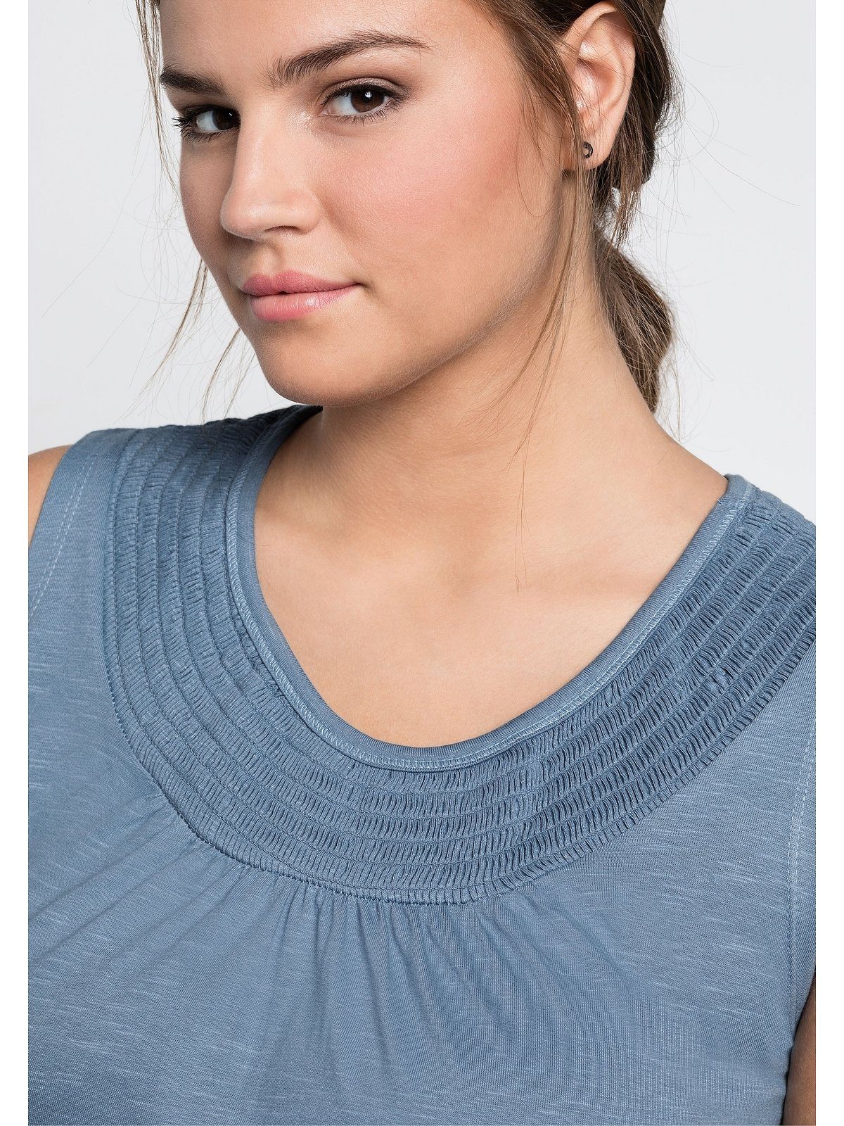 Sheego Jerseykleid Große Größen mit Smok-Einsatz