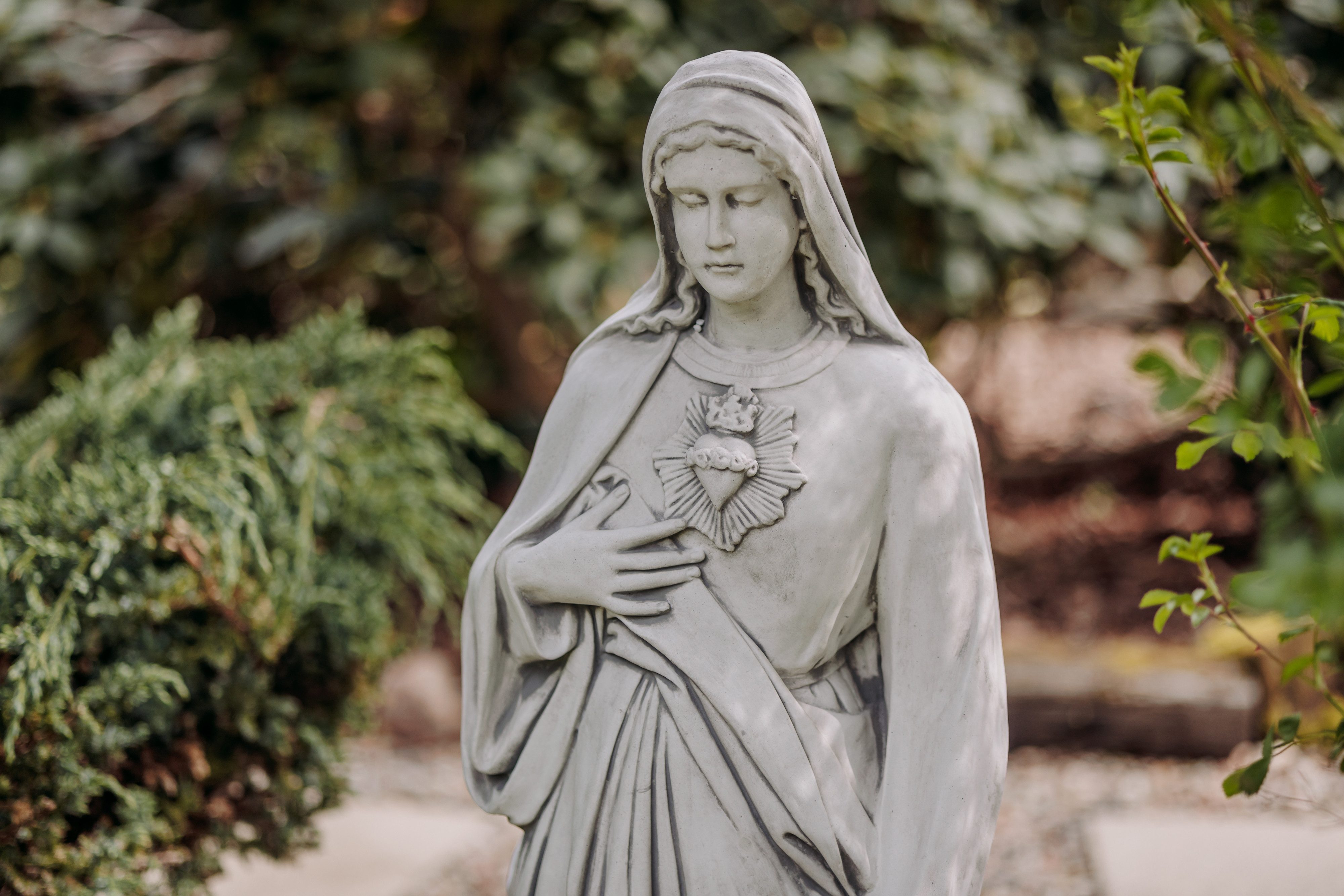 gartendekoparadies.de Gartenfigur Heilige Maria Steinfigur 122 cm Steinguss 117 kg, Frostsicher