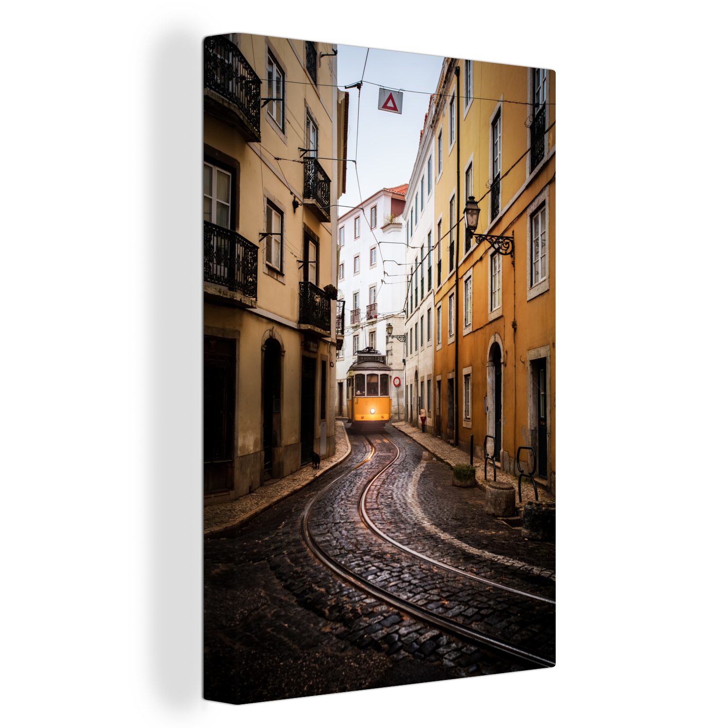 OneMillionCanvasses® Leinwandbild Straße - cm 20x30 (1 Zackenaufhänger, Leinwandbild - fertig Lissabon, Straßenbahn bespannt St), Gemälde, inkl