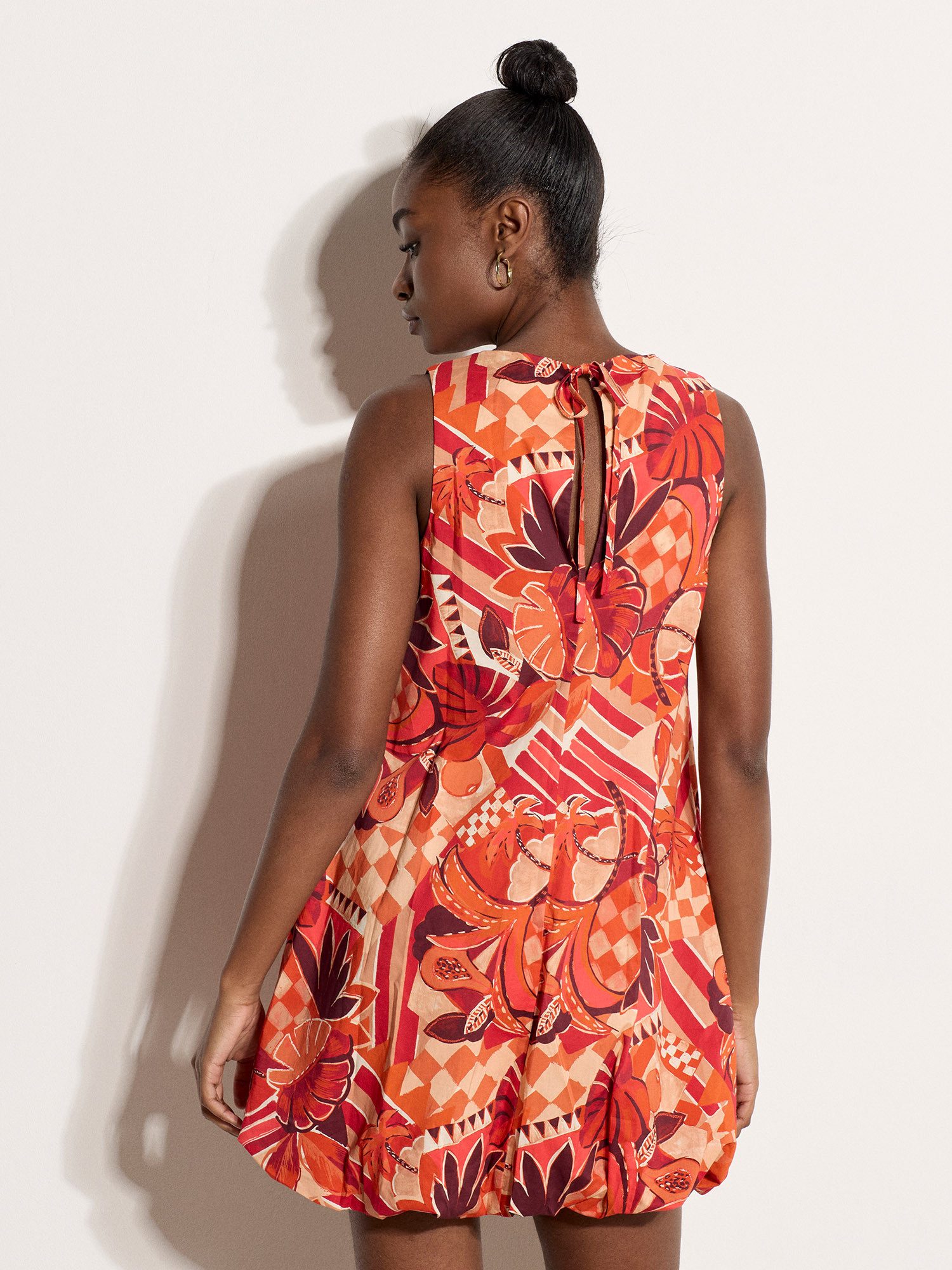 Apricot Minikleid Minikleid mit abstraktem Print und Bubble-Saum