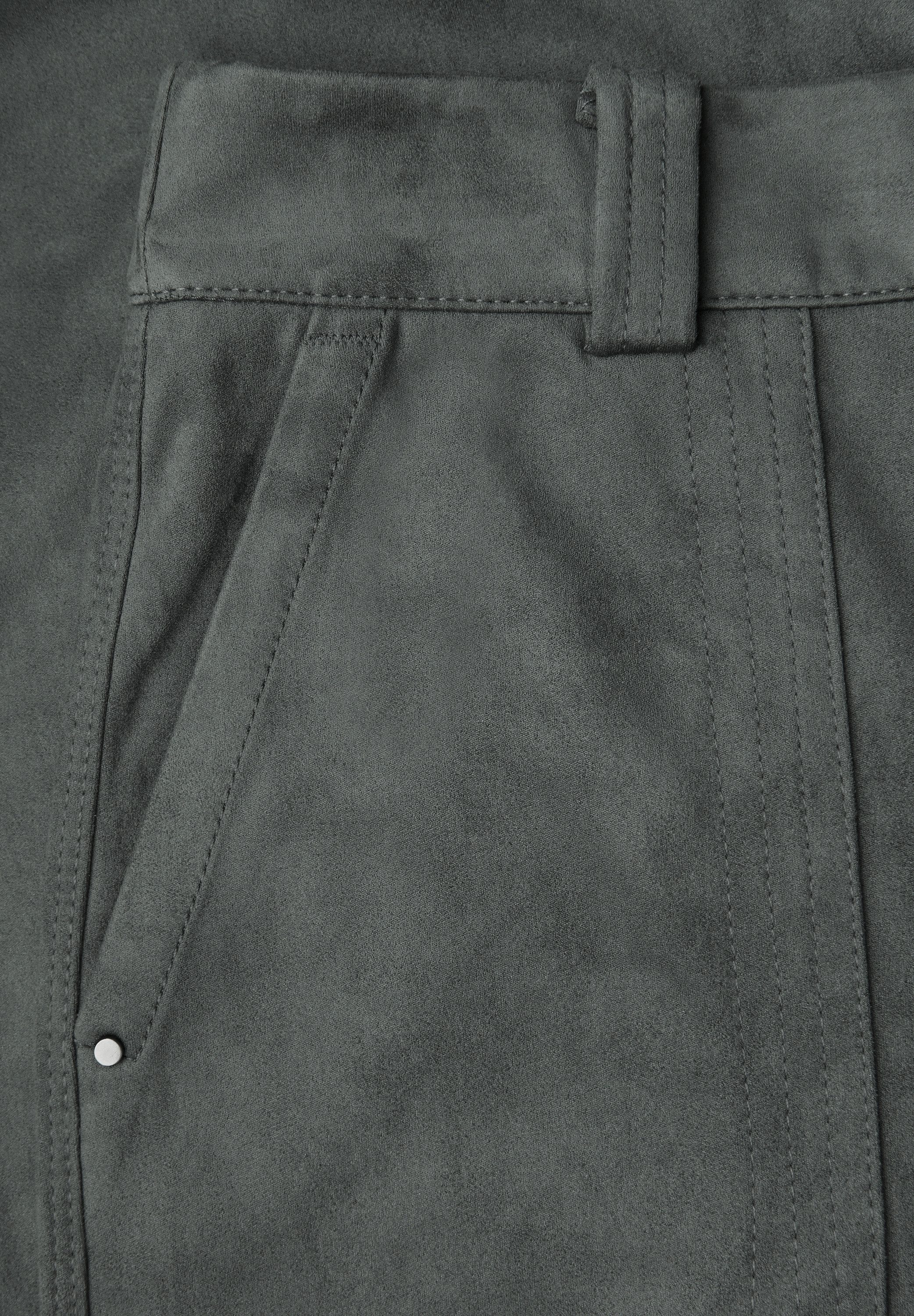 STREET ONE Stoffhose Velour - mit Stretch und Eingrifftaschen