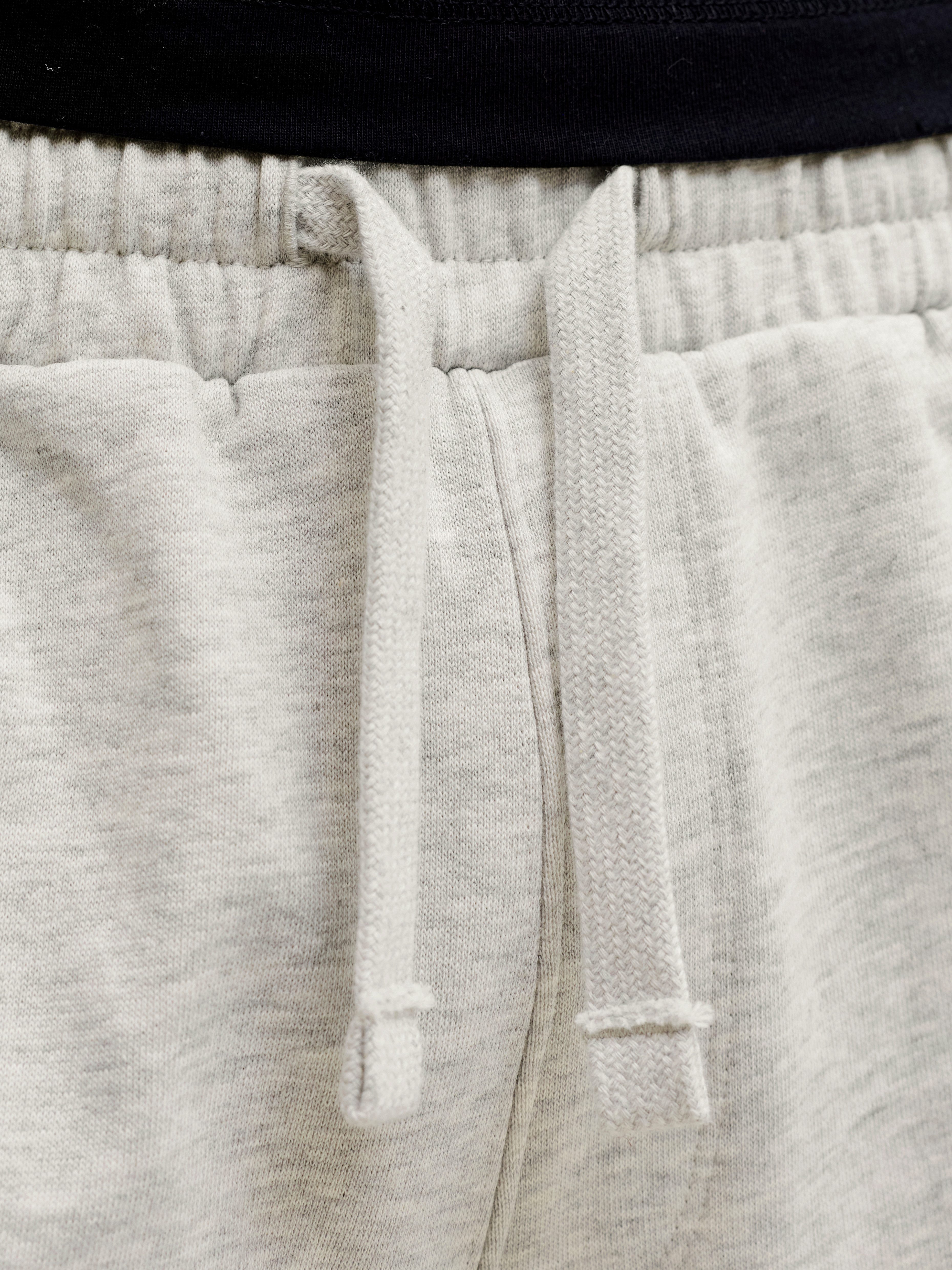 Jack & Jones Sweatshorts JPSTKARL NORREBRO SWEAT SHORTS REG SN Baumwollmischung, relaxed fit