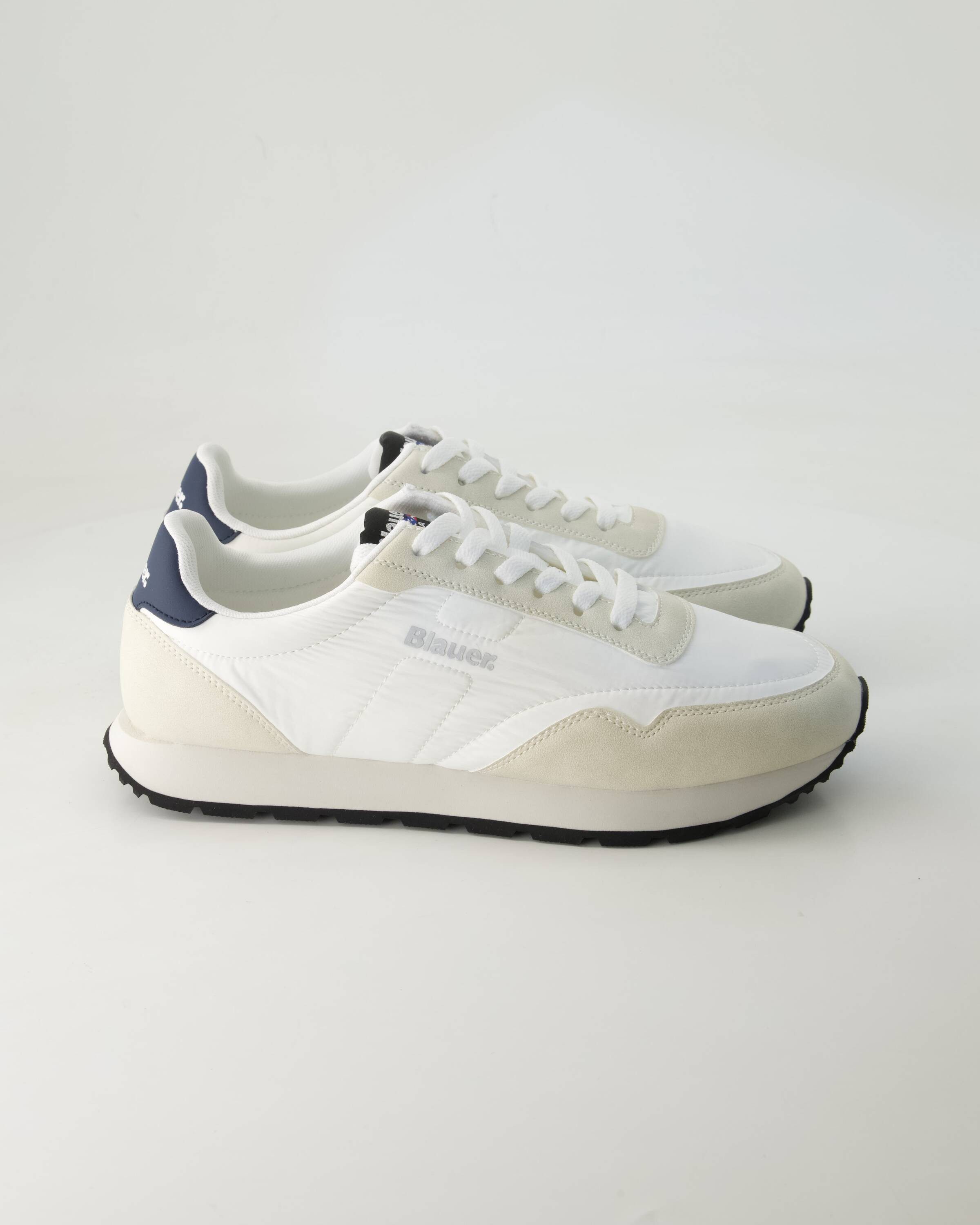 Blauer Falcon Sneaker Obermaterial: Textil und Sonstiges Material