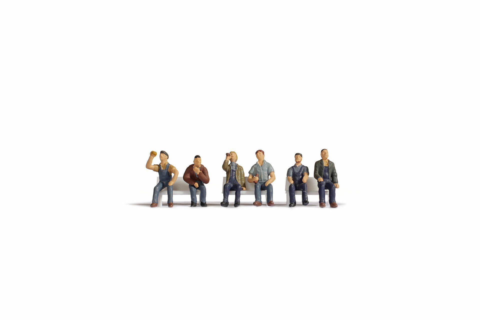 NOCH Modelleisenbahn-Figur Figuren-Set „Arbeiter sitzend“, 6 H0 Figuren, hand