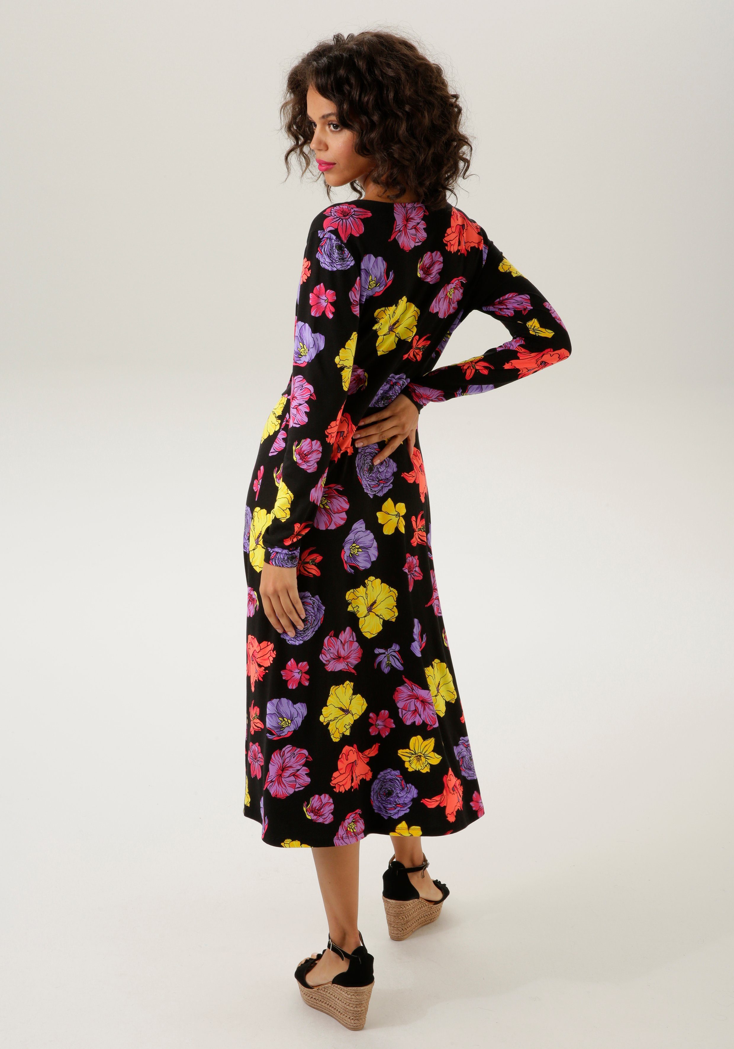 Aniston CASUAL Jerseykleid mit farbenfrohen Blüten günstig online kaufen