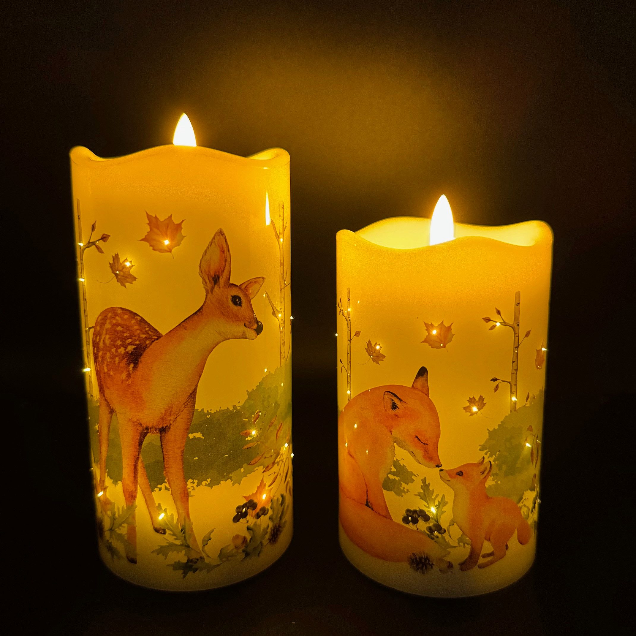 Online-Fuchs LED-Kerze 2 LED-Motivkerzen mit Funkellichtern (Filament Stil) mit Timer (realistische Kerzenflamme, 6-Stunden Timerfunktion), Warmweiß oder Farbwechsel wählbar
