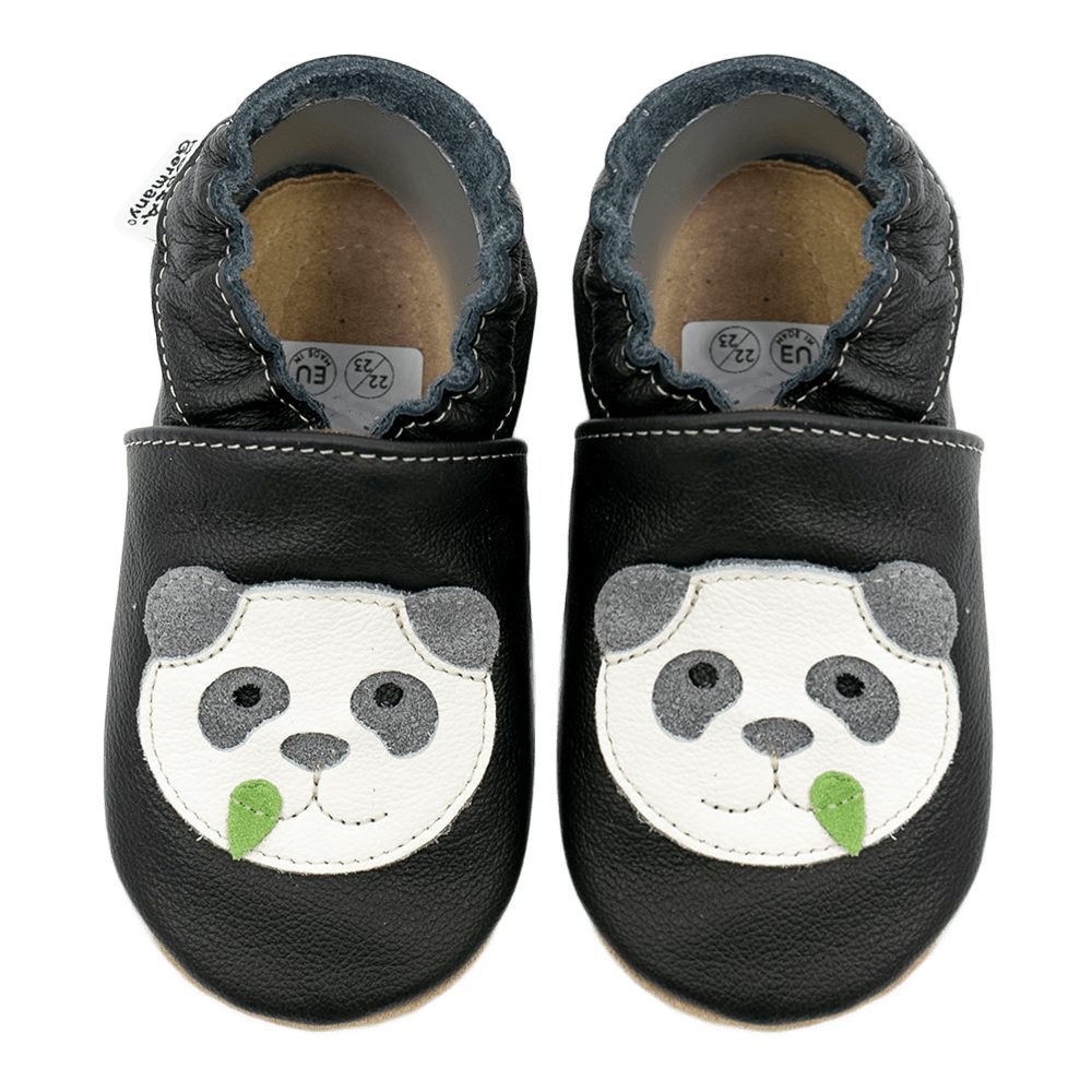 HOBEA-Germany Kitaschuhe Safestep, Kinderhausschuhe in verschiedenen Farben Lauflernschuh Panda schwarz