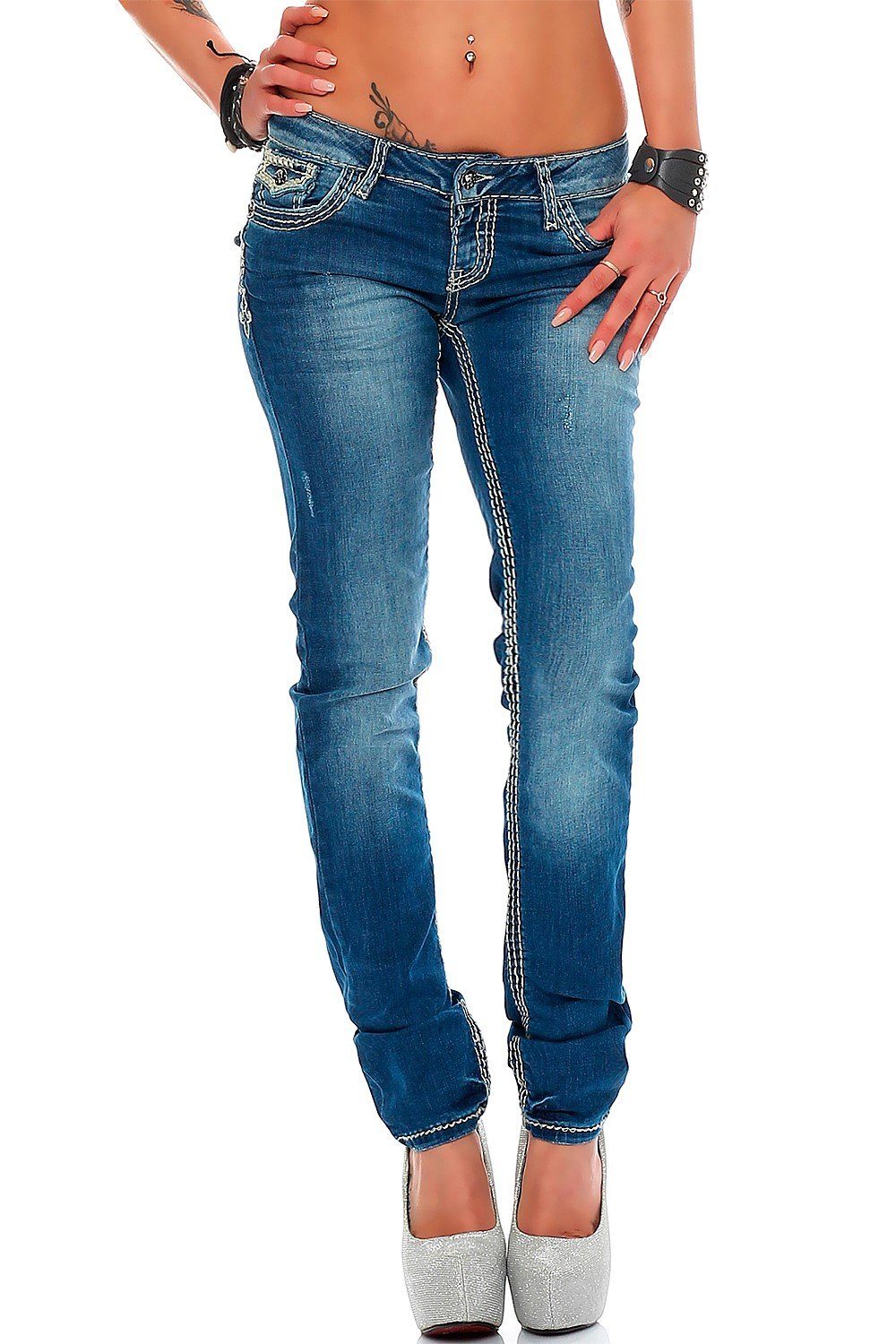 Cipo & Baxx Slim-fit-Jeans Damen Slim Fit Hose Stonewashed BA-WD201 (1-tlg) Stilvolle Kontrastnähte und verzierte Gesäßtaschen