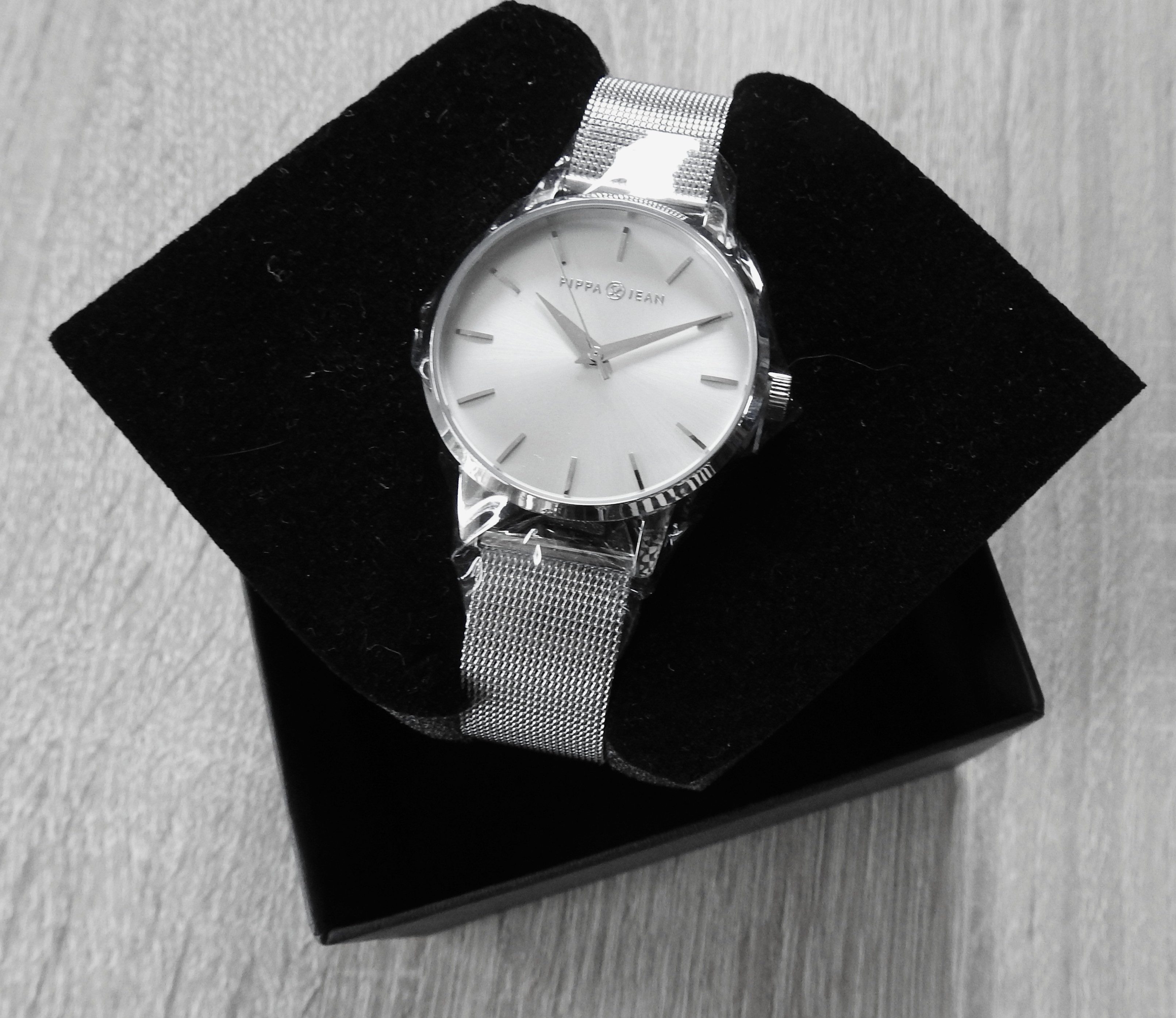 Pippa & Jean Quarzuhr Estimation Watch