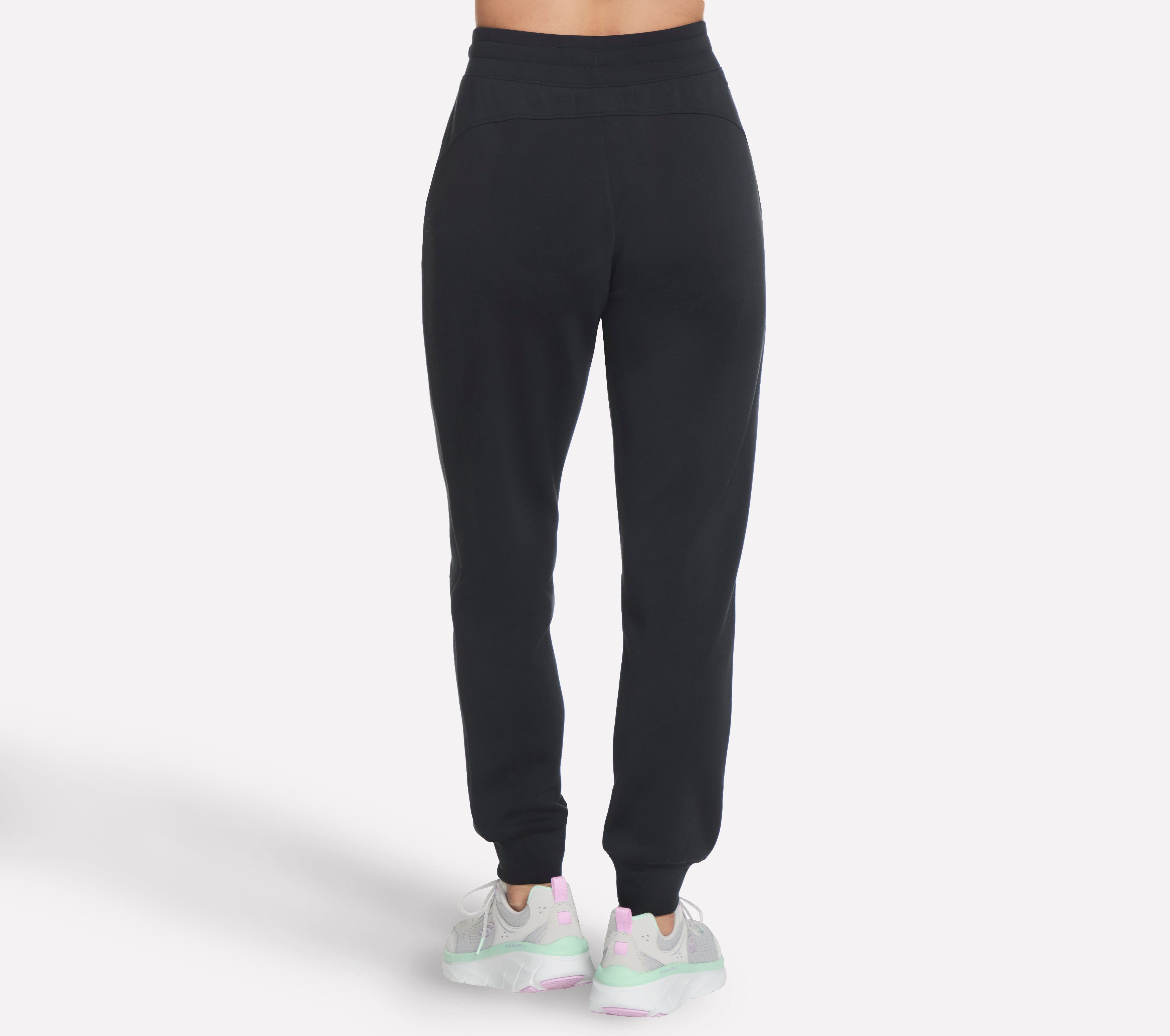 Skechers Jogginghose SKECHLUXE ELEVATE JOGGER aus SKECHWEAVE ELEVATE™-Stoff, konisch zulaufendes Bein
