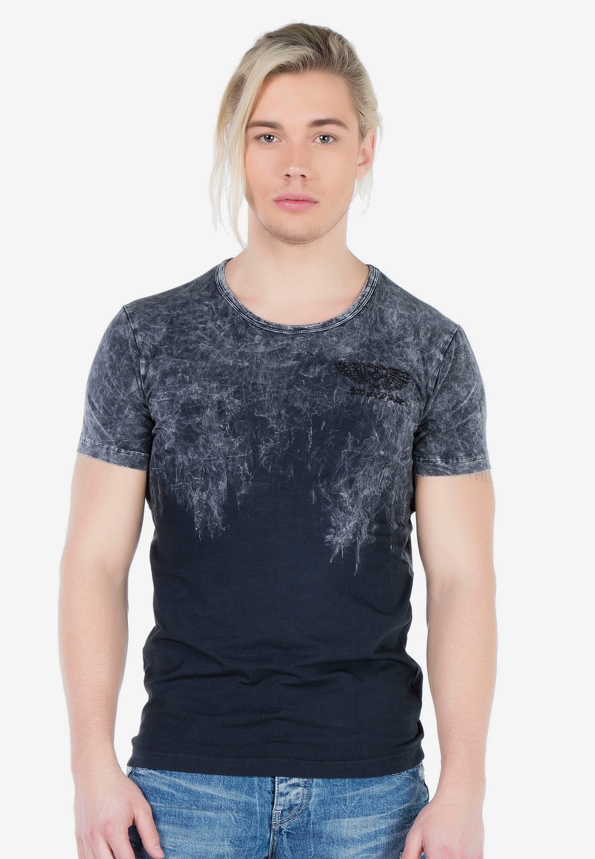 ungewöhnlicher Cipo T-Shirt & Baxx Waschung mit