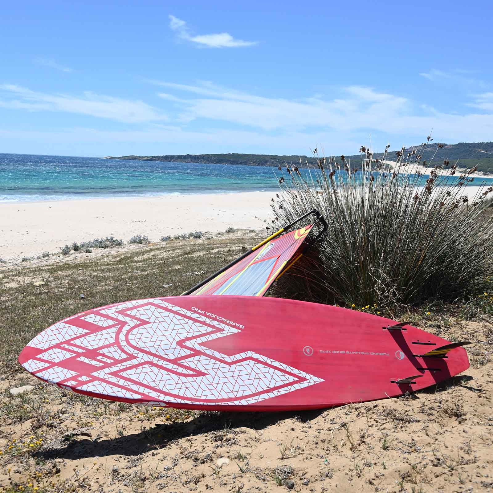 F2 Windsurfboard F2 Windsurfboard Barracuda HD 84 l Rot/Weiss 2024/25, Surfbrett