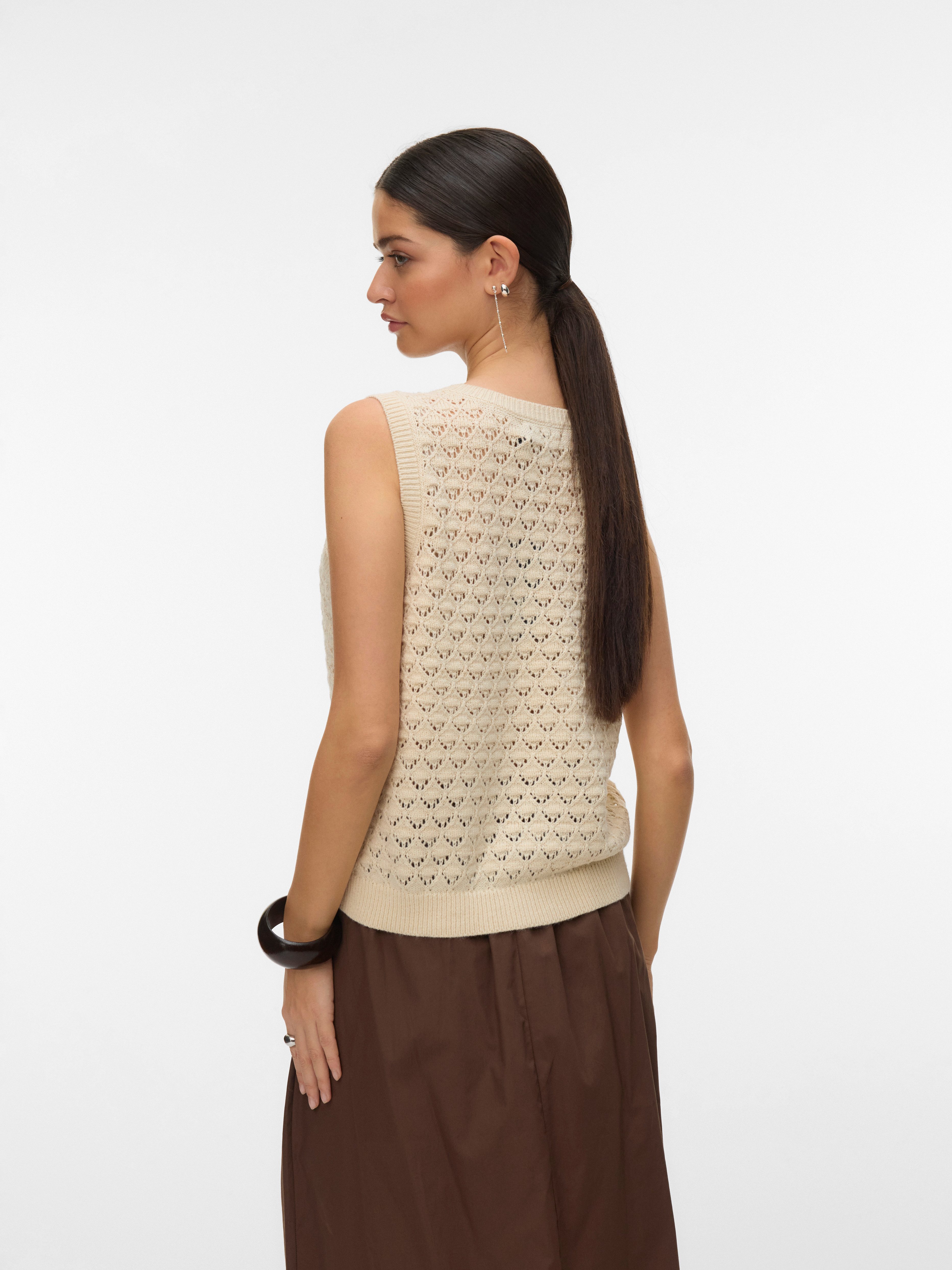 Vero Moda Stricktop VMJAQUELINE SL O-NECK TOP BOO mit zartem Ajourmuster günstig online kaufen
