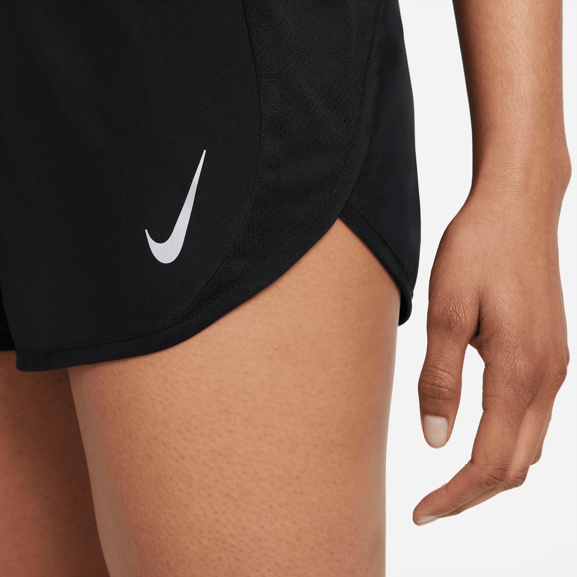 Nike Laufshorts Dri-FIT Running Shorts Race Tempo schwarz Women's