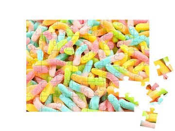puzzleYOU Puzzle Saftige bunte Gummibärchen in Schlangenform, 48 Puzzleteile, puzzleYOU-Kollektionen Süßigkeiten