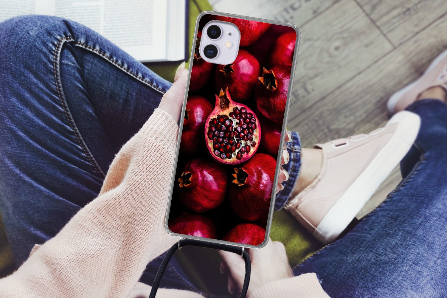 MuchoWow Handyhülle für Apple iPhone 12 Granatapfel - Rot - Obst, Tragbare Handyhüllen mit Kette zum umhängen, Handykette Handyband